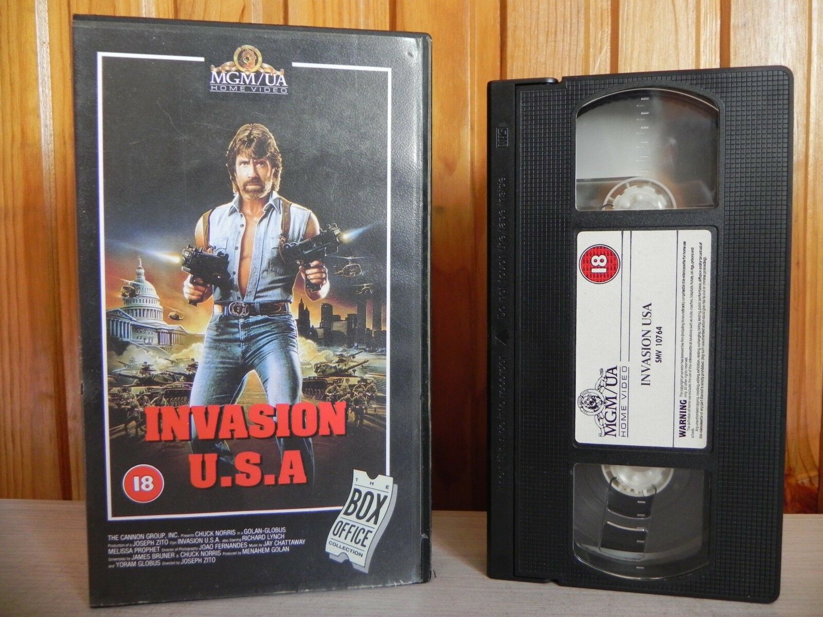 Invasion U.S.A., MGM/UA Home Video, Cert 18, Chuck Norris, Action, VHS –  Golden Class Movies LTD