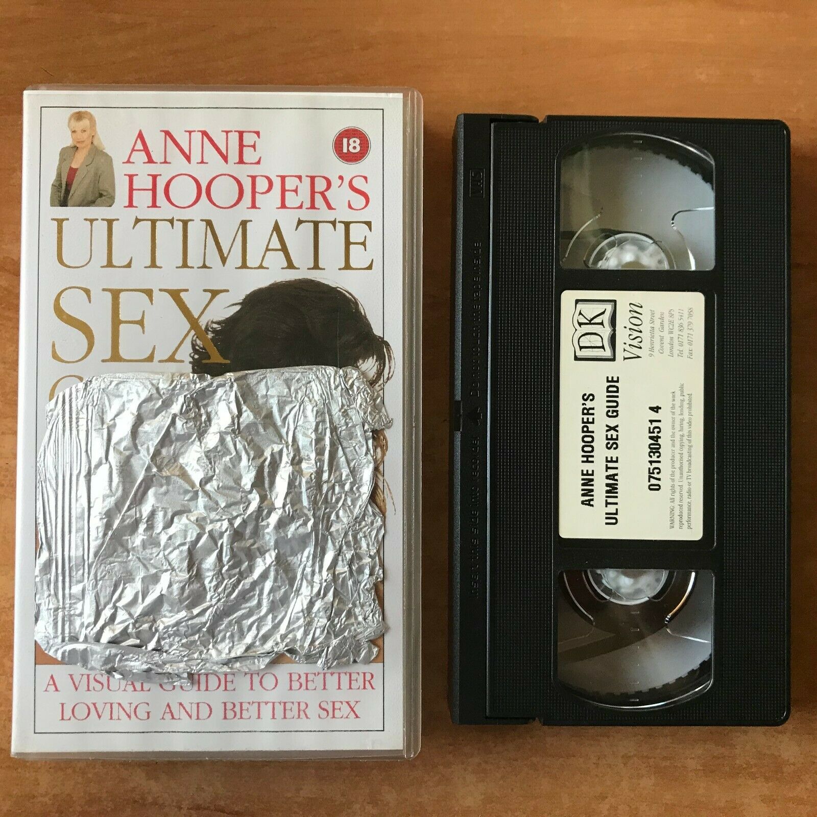 Ultimate Sex Guide; Anne Hooper, Basic, Positions, Massage Techniques, VHS  – Golden Class Movies LTD