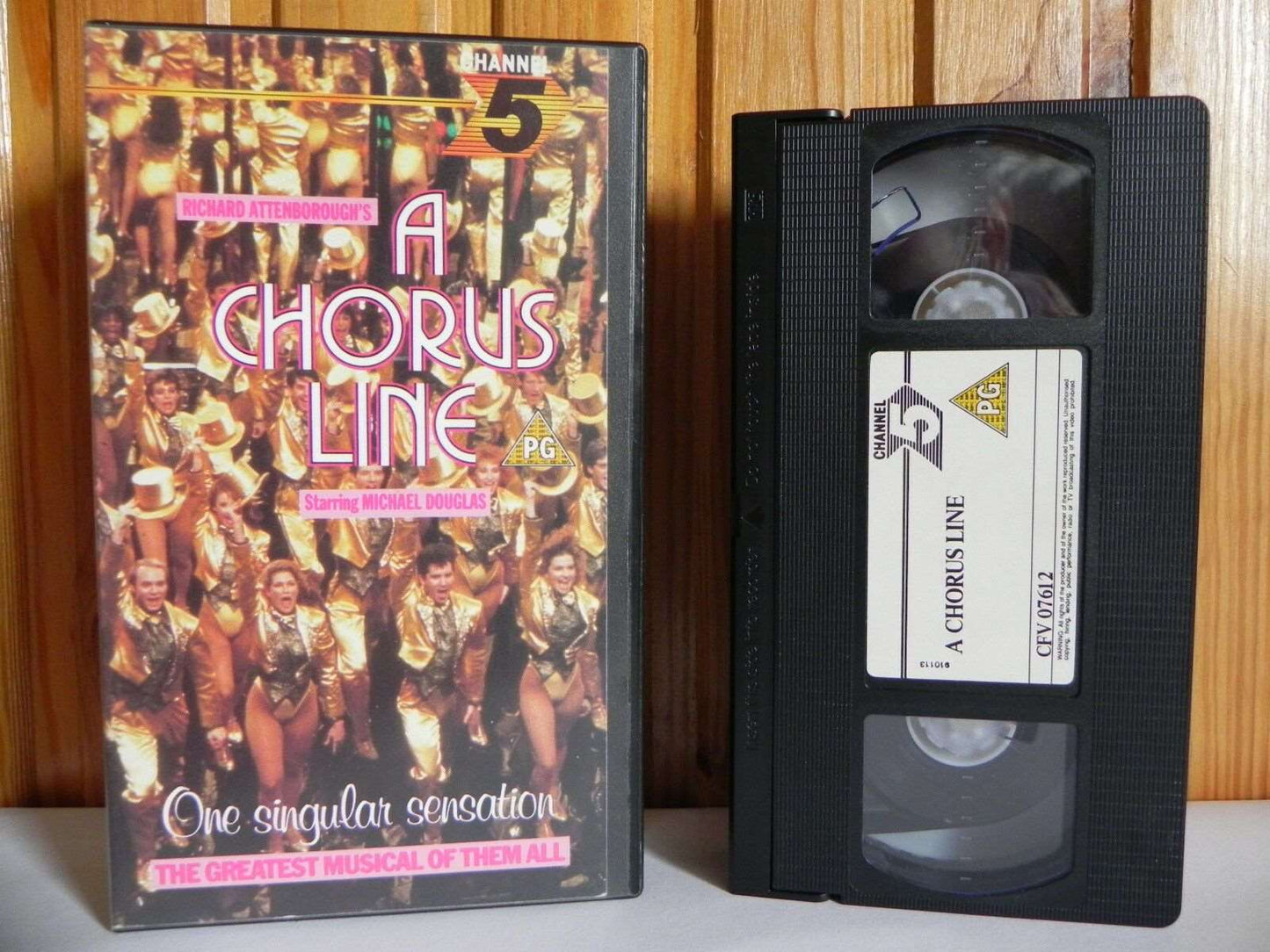 A Chorus Line - Channel 5 - Musical - Michael Douglas - 9 Tony's Awards - VHS-