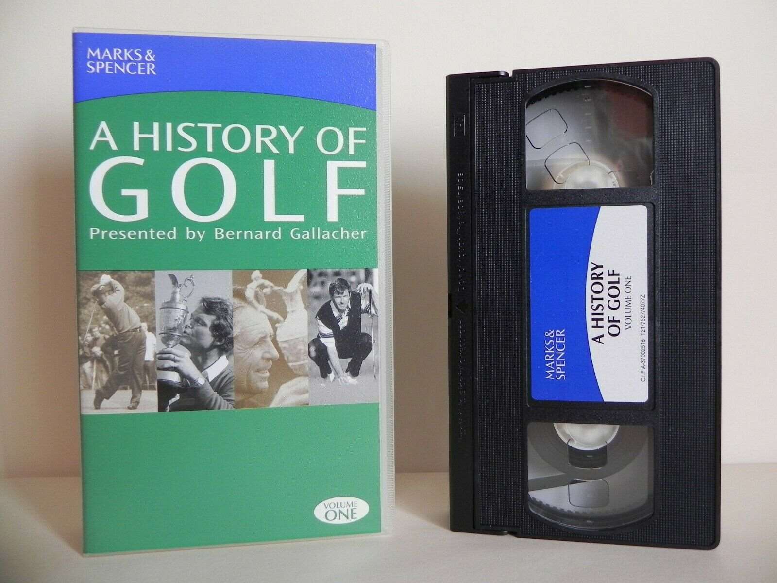 A History Of Golf: Volume One - Marks & Spencer - Bernard Gallacher - Pal VHS-