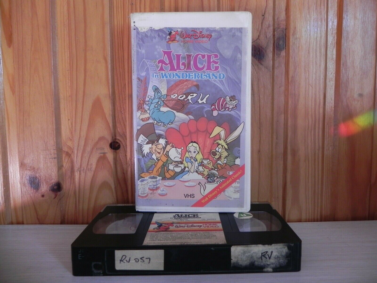 Alice In Wonderland - Disney - Pre-Cert Video - Ex-Rental - See Pics - Pal VHS-