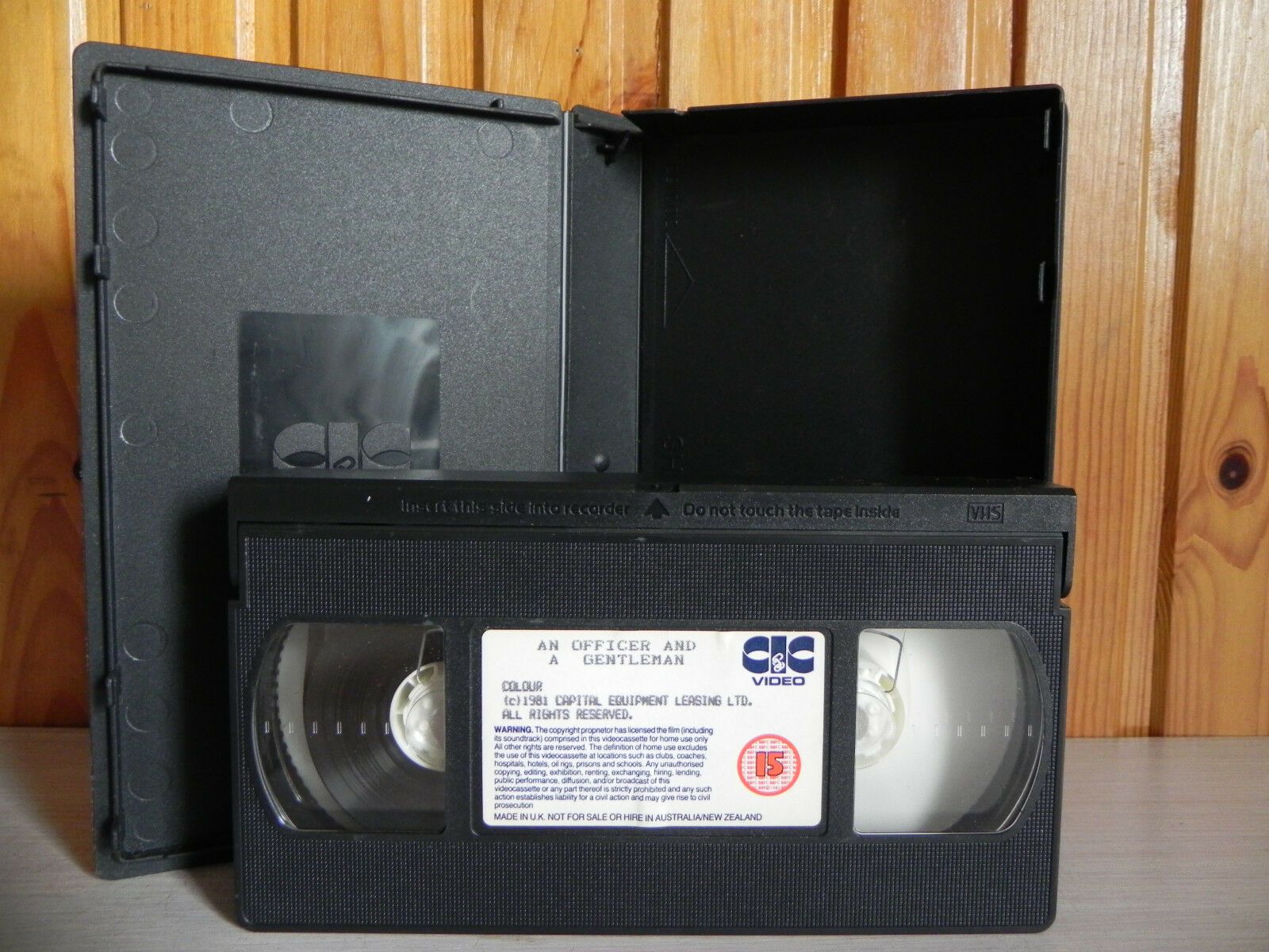 An Officer And A Gentleman - CIC Video - Romance - Richard Gere - Pal VHS-