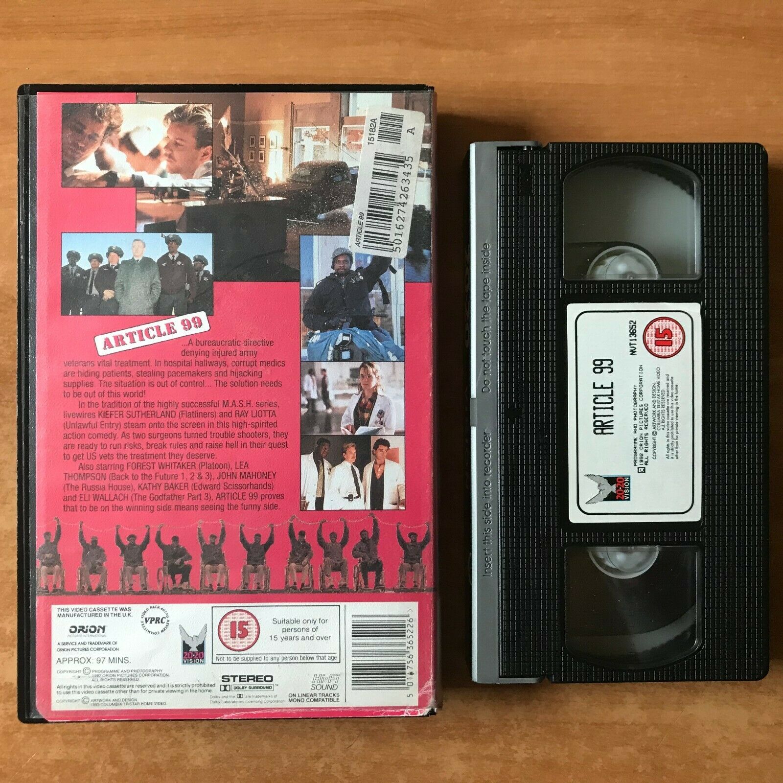 Article 99: Drama Comedy [Vietnam War] Large Box - Kiefer Sutherland - Pal VHS-