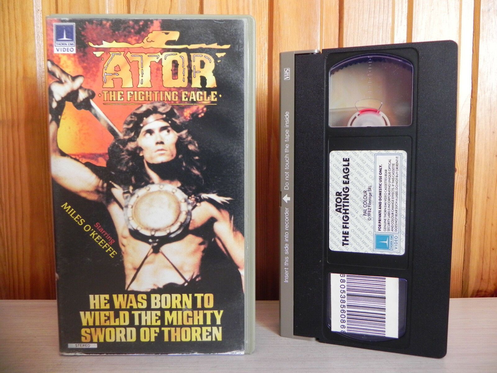 Ator The Fighting Eagle - Miles O'Keeffe - Ex Rental - Big Box - Pre Cert VHS-