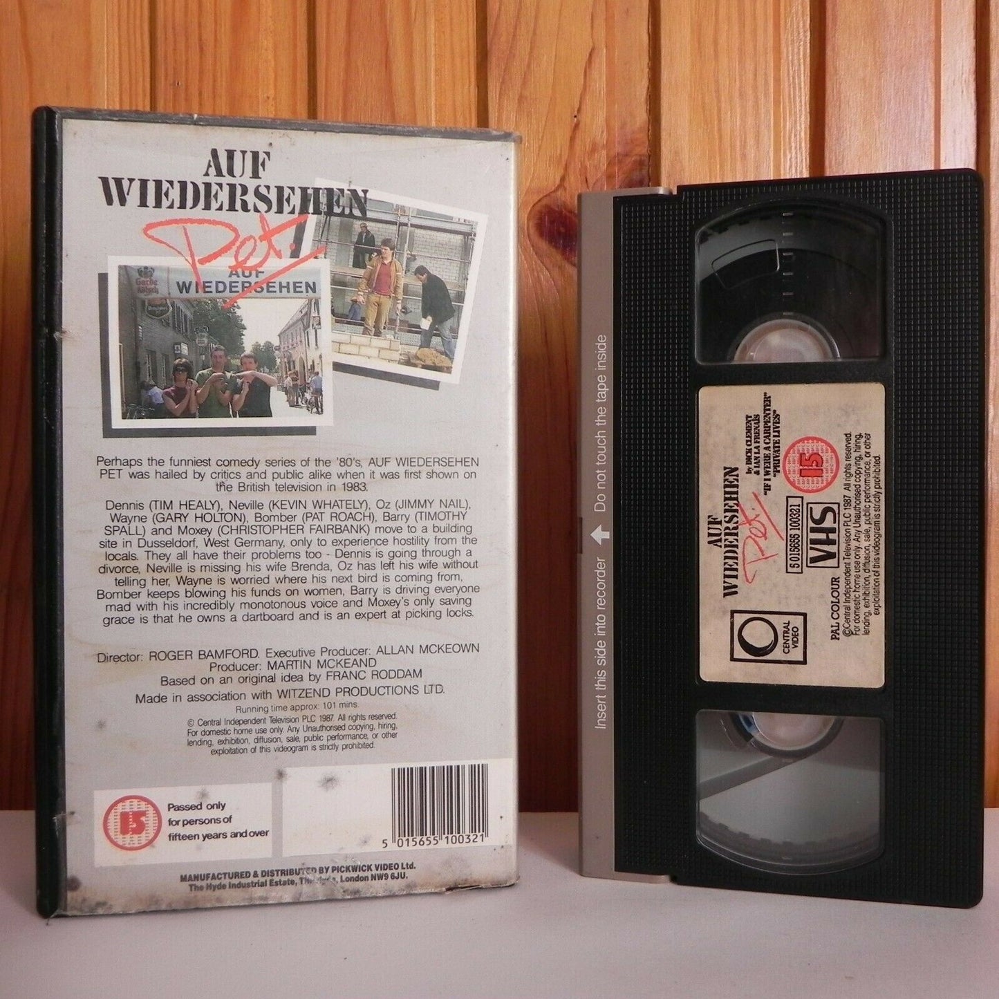 Auf Wiedershen Pet - Funniest Comedy Series - Vintage - British Television - VHS-