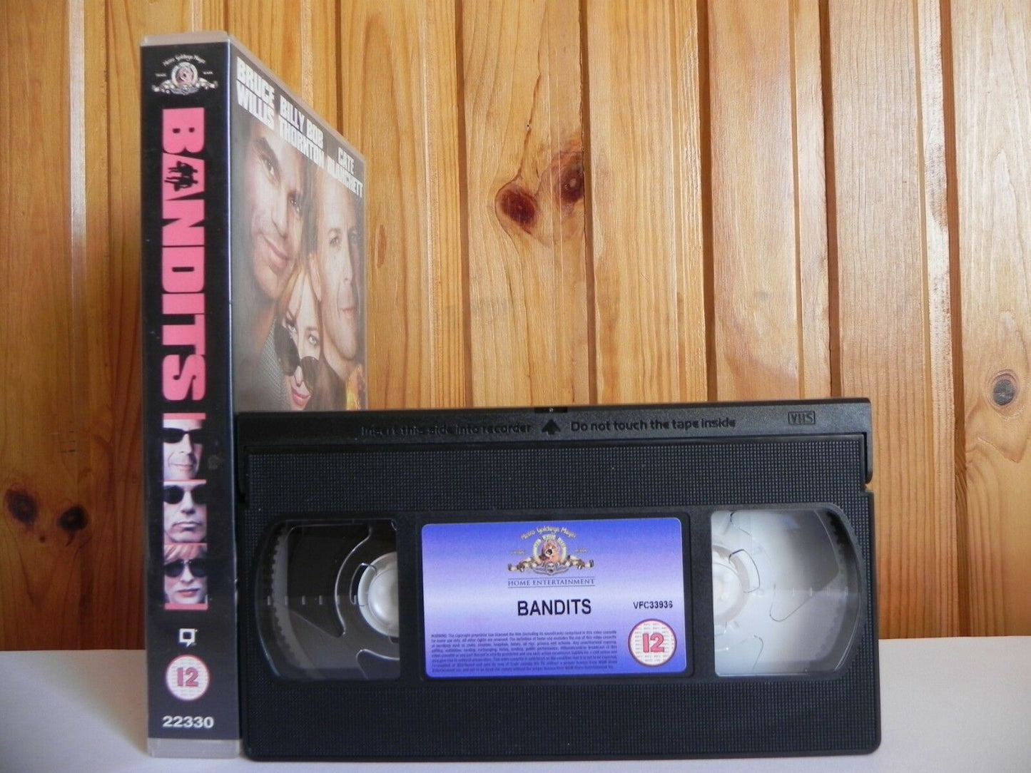 Bandits - Large Box - Metro Goldwyn - Action - Comedy - Ex-rental - Pal VHS-