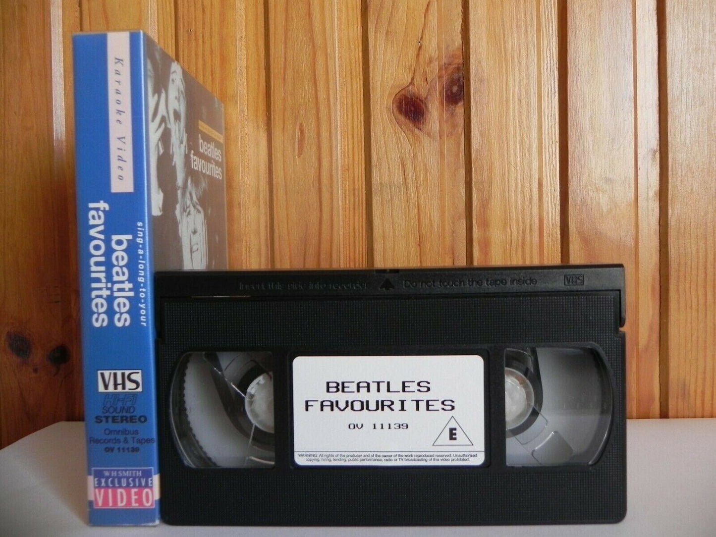 Beatles Favourites - Karaoke Video - Sing Along - The Beatles - Music - Pal VHS-