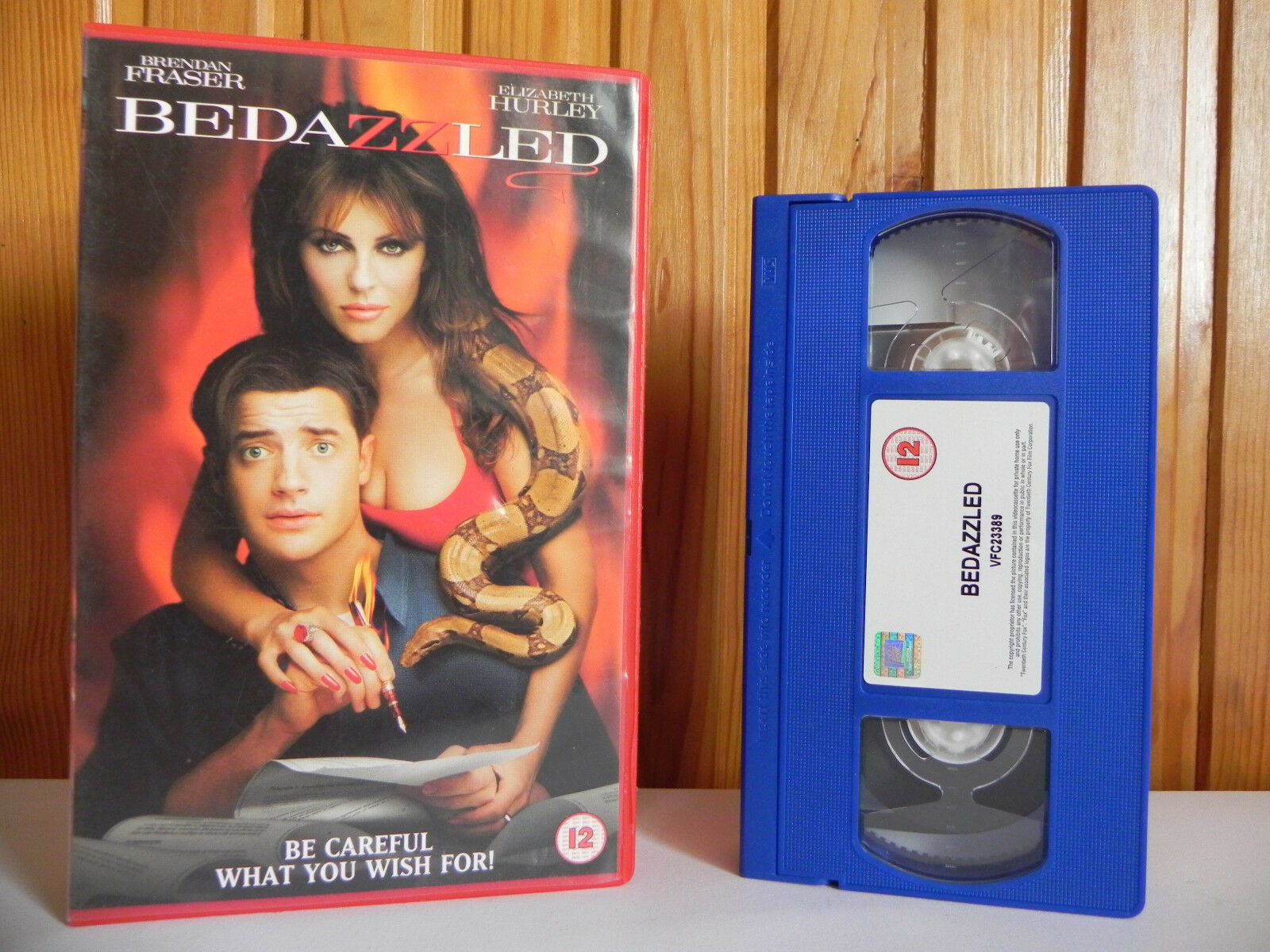 Bedazzled - 20th Century - Elizabeth Hurley - Ex-Rental - Large Box - Pal VHS-