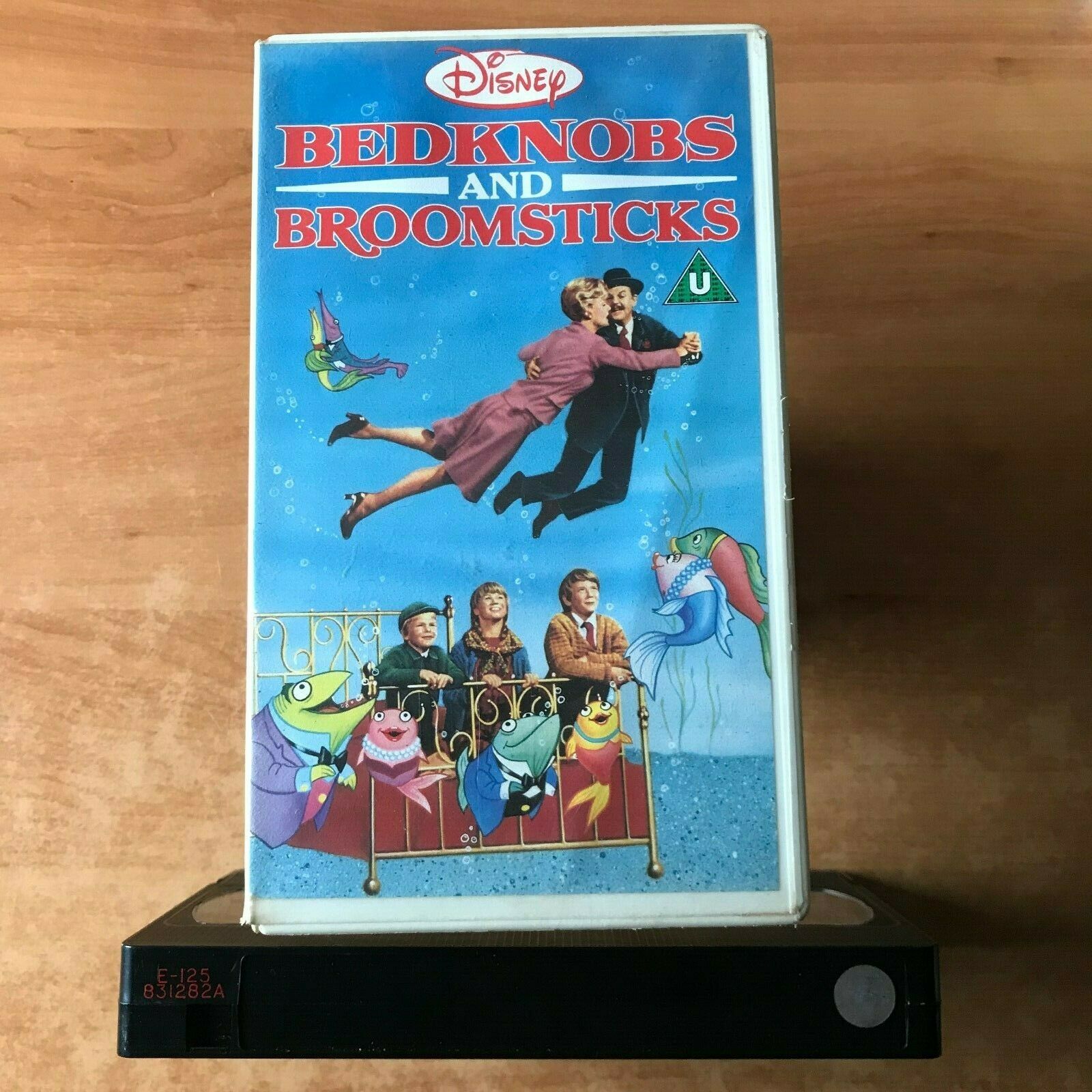 Bedknobs And Broomsticks (1971): Animated Musical [Walt Disney] Children's - VHS-