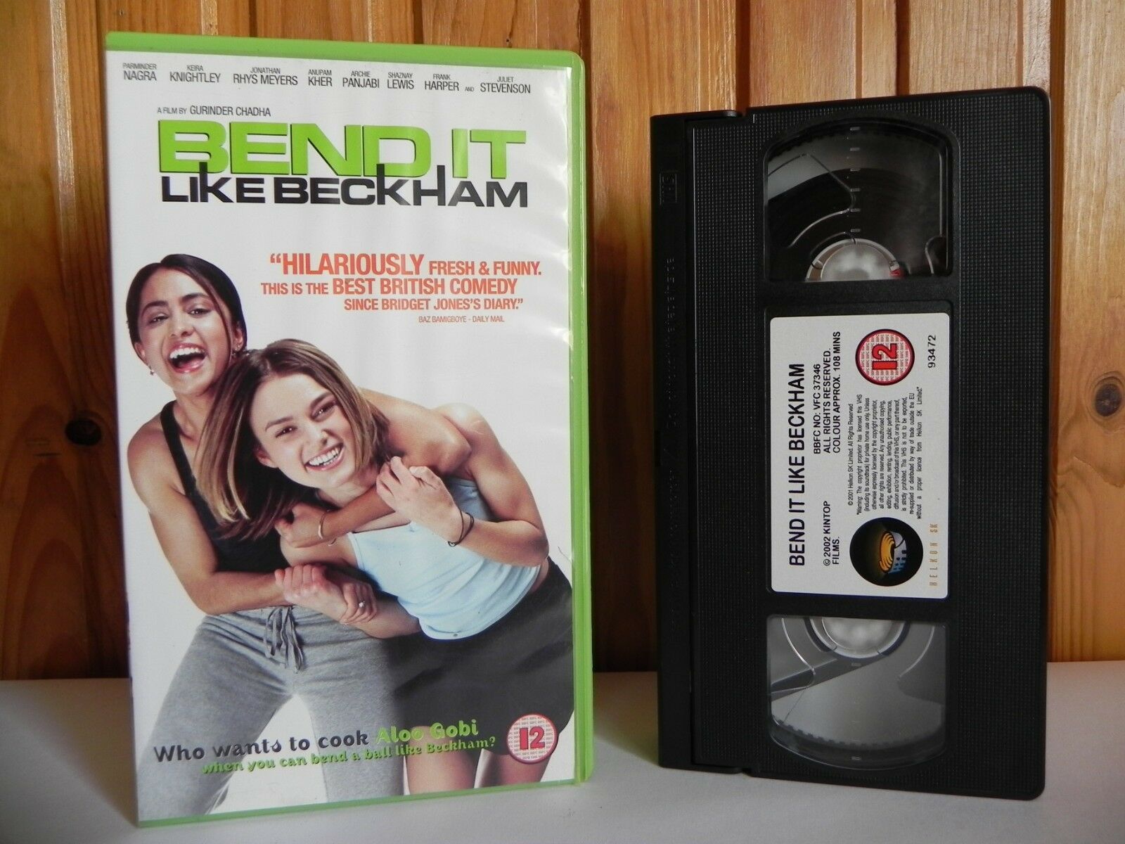 Bend It Like Beckham; [Free Postcard] Drama Comedy - Keira Knightley - Pal VHS-