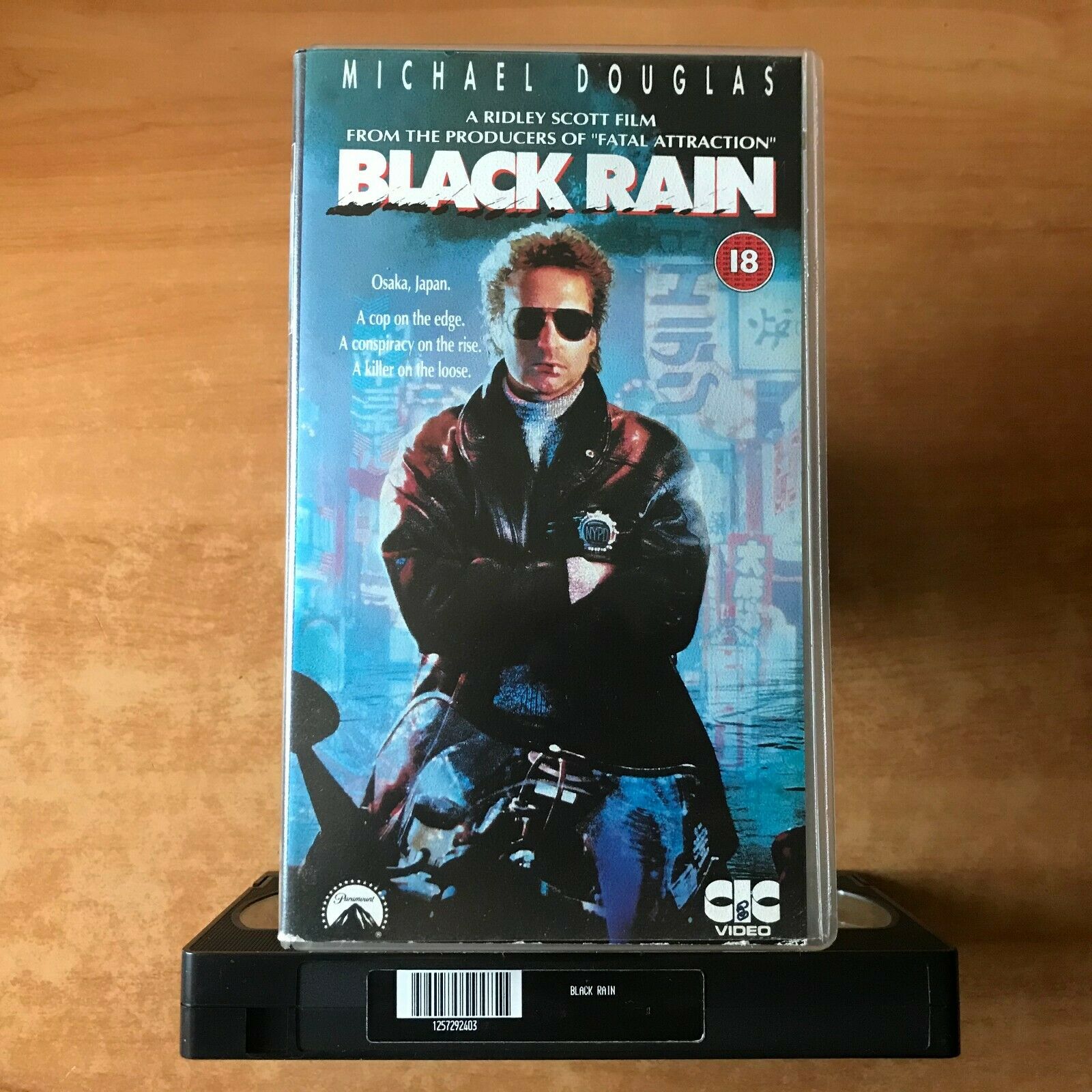 Black Rain; [Ridley Scott]: Action [Japanese Giallo] Michael Douglas - Pal VHS-