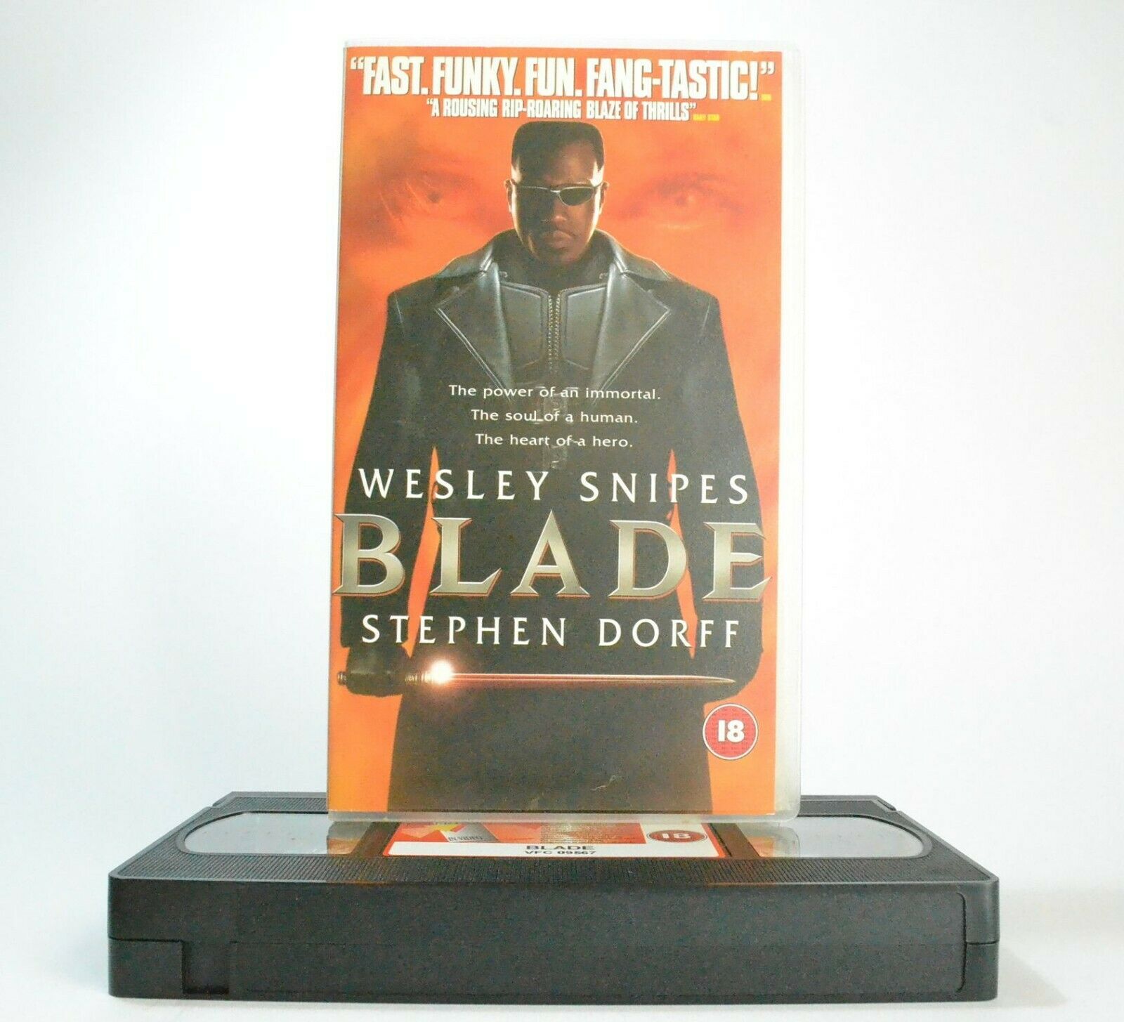 Blade: Based On Marvel Comic Book - Superhero Film (1998) - Wesley Snipes - VHS-