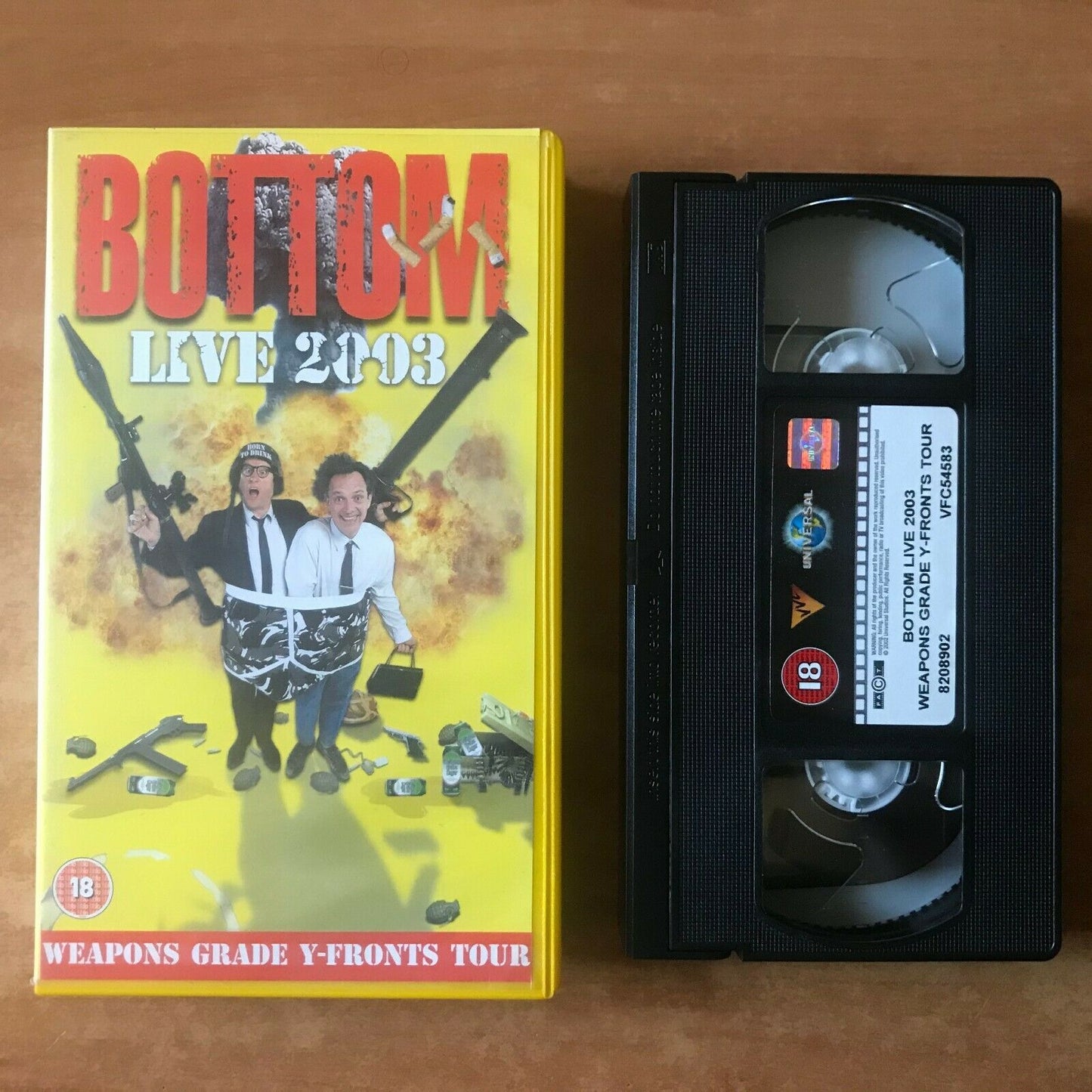 Bottom: Live 2003 [Pavilion / Southend Cliff] Live Comedy - Rik Mayall - Pal VHS-