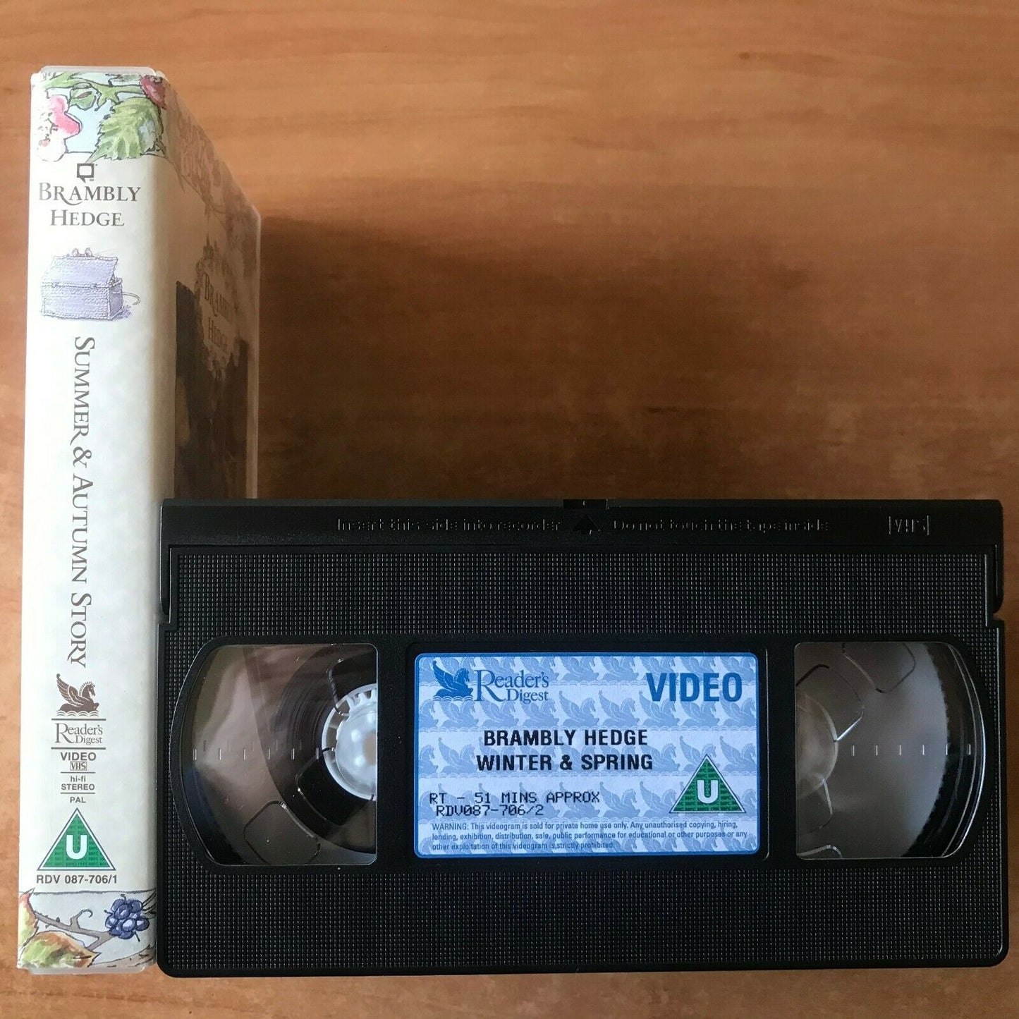 Brambly Hedge: Summer & Autumn; [Jill Barklem] Animated - Children's - Pal VHS-