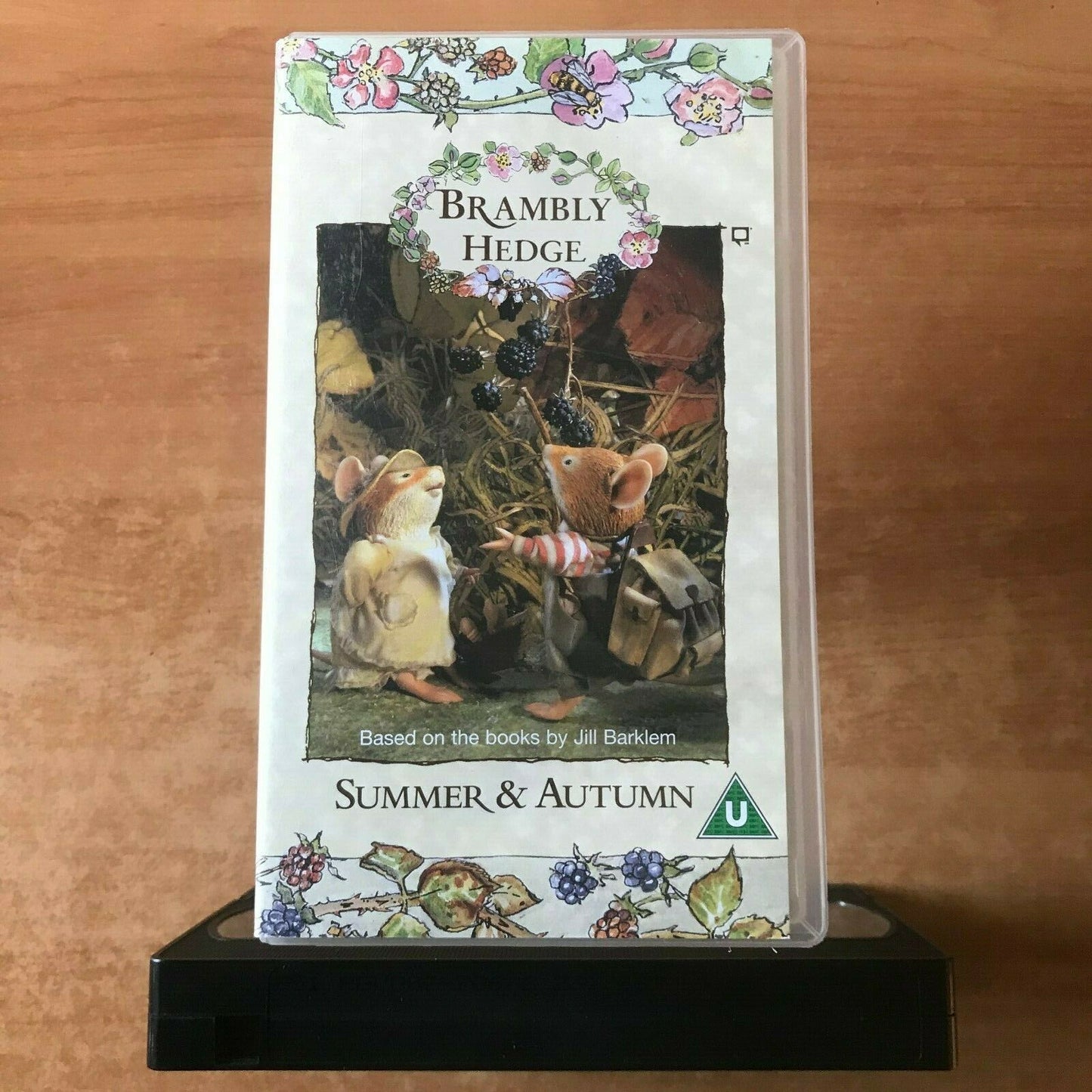 Brambly Hedge: Summer & Autumn; [Jill Barklem] Animated - Children's - Pal VHS-