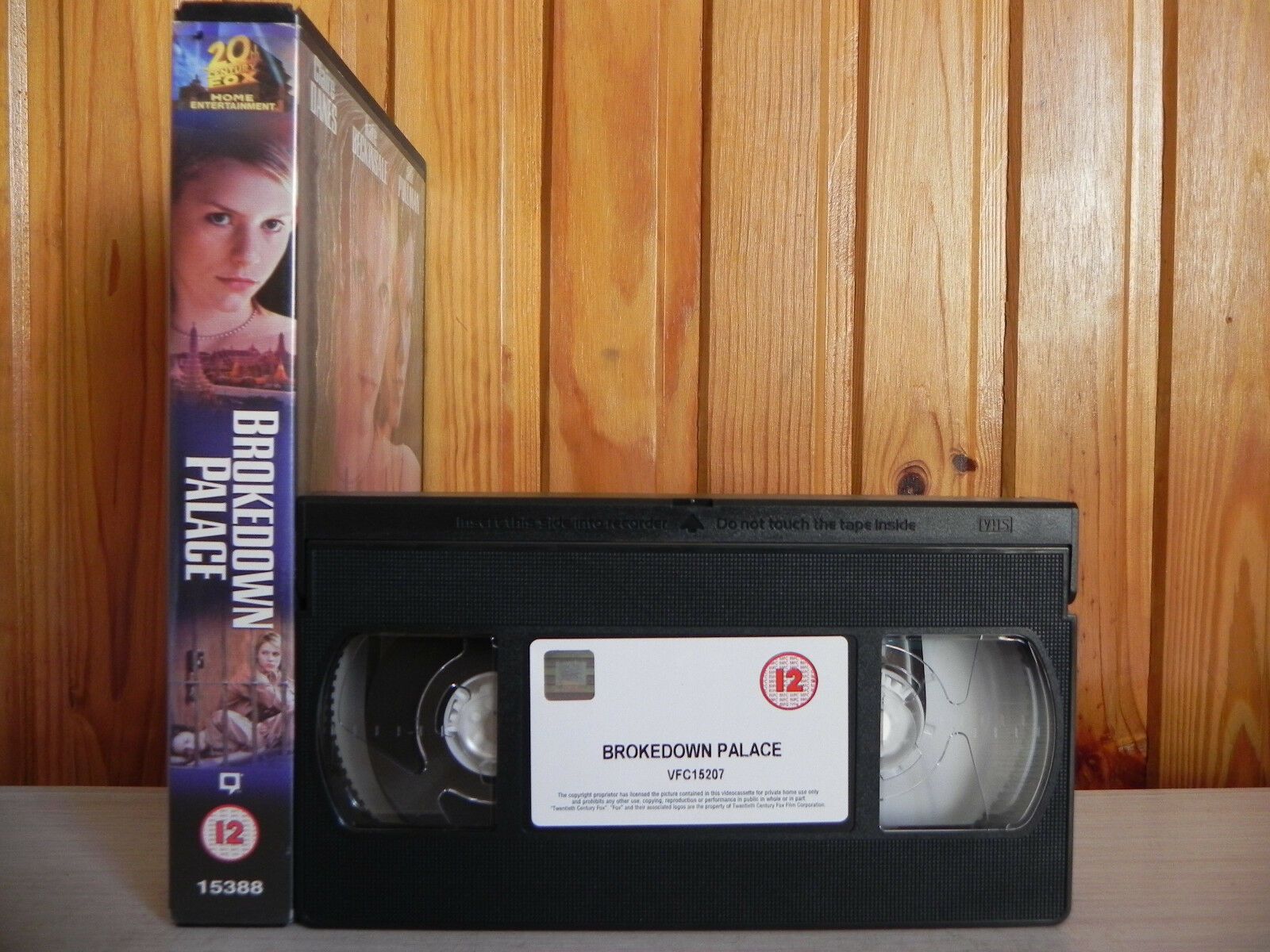 Brokedown Palace: Thailand Smuggling - Large Box Thriller - Danes (1999) - VHS-