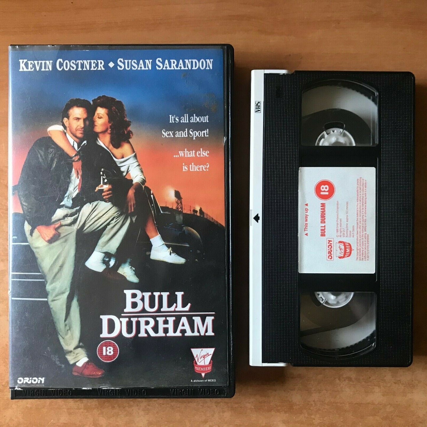 Bull Durham (1988); Virgin [Large Box] Sport Romance - Kevin Costner - Pal VHS-