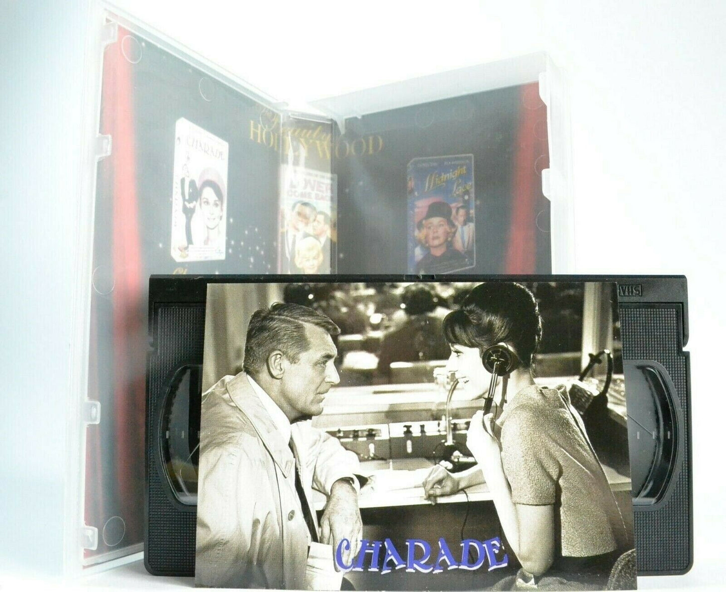 Charade [Postcards Included]: (1966) Thriller - Cary Grant/Audrey Hepburn - VHS-