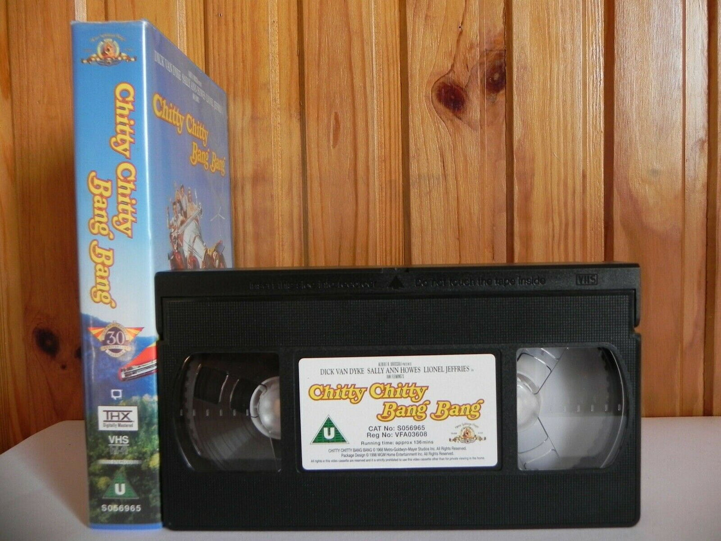 Chitty Chitty Bang Bang - Metro Goldwyn - 30th Anniversary - Family - Kids - VHS-