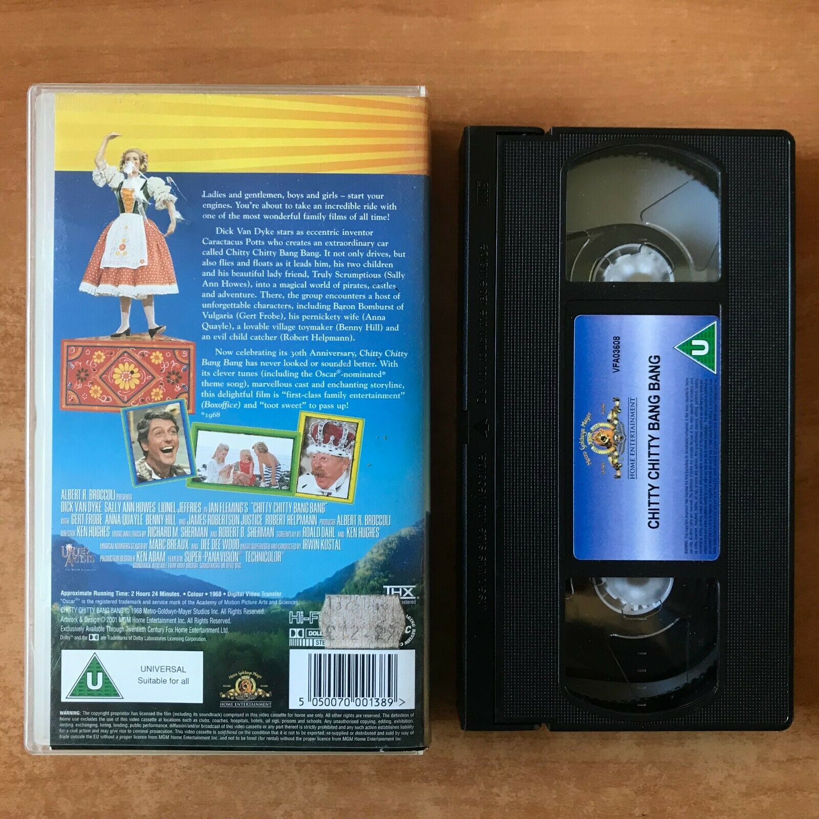 Chitty Chitty Bang Bang; [THX Mastered] Ian Fleming - Dick Van Dyke - Kids - VHS-