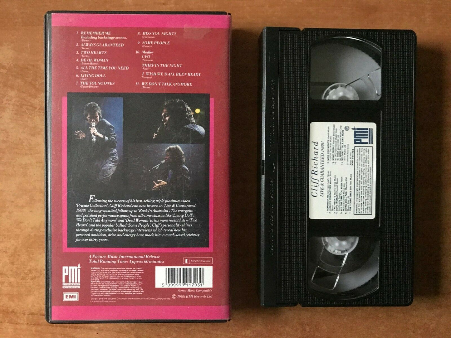 Cliff Richard: Live & Guaranteed 1988 [Concert] 'Devil Woman' - Music - Pal VHS-