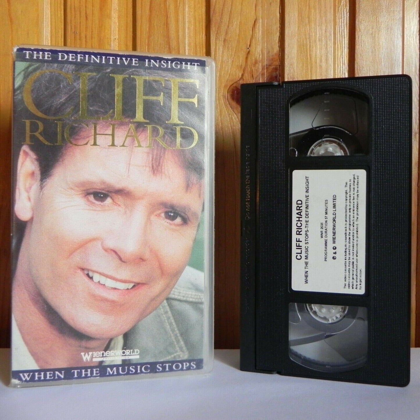 Cliff Richards: The Definitive Insight - When The Music Stops - Pal Video - VHS-