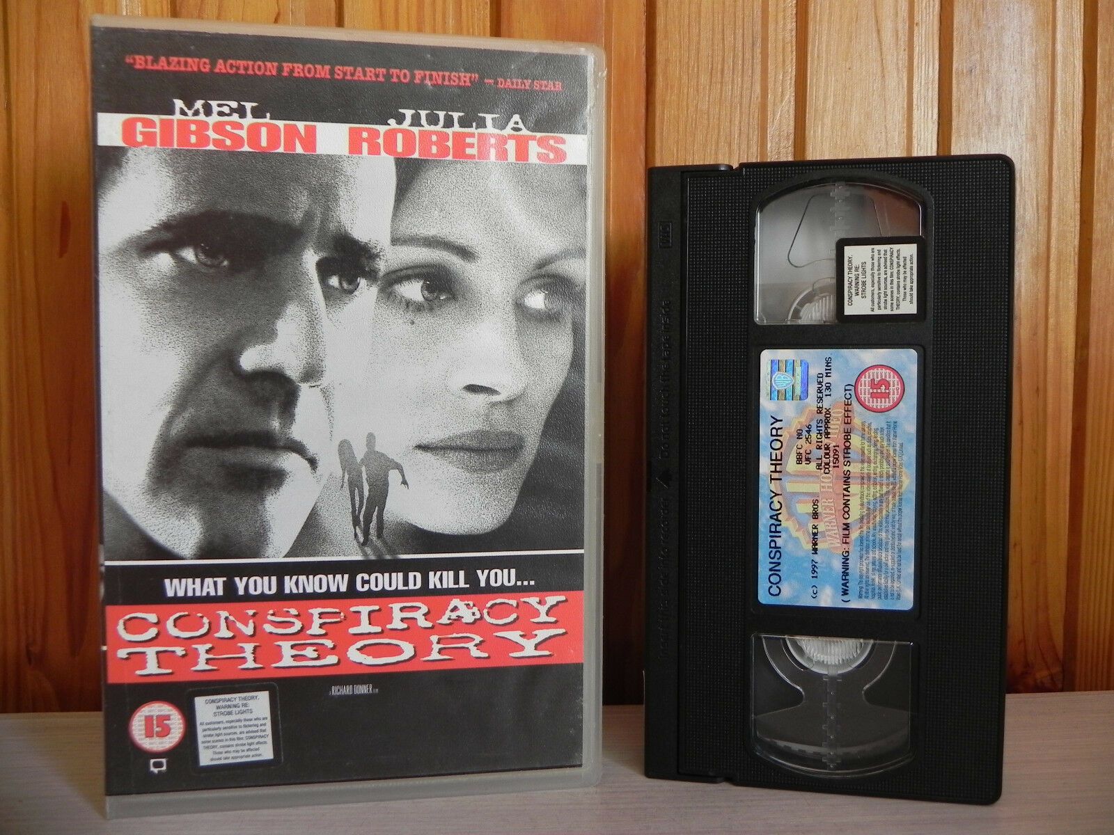 Conspiracy Theory - Blazing Action - Large Box [Rental] - Mel Gibson - Pal VHS-