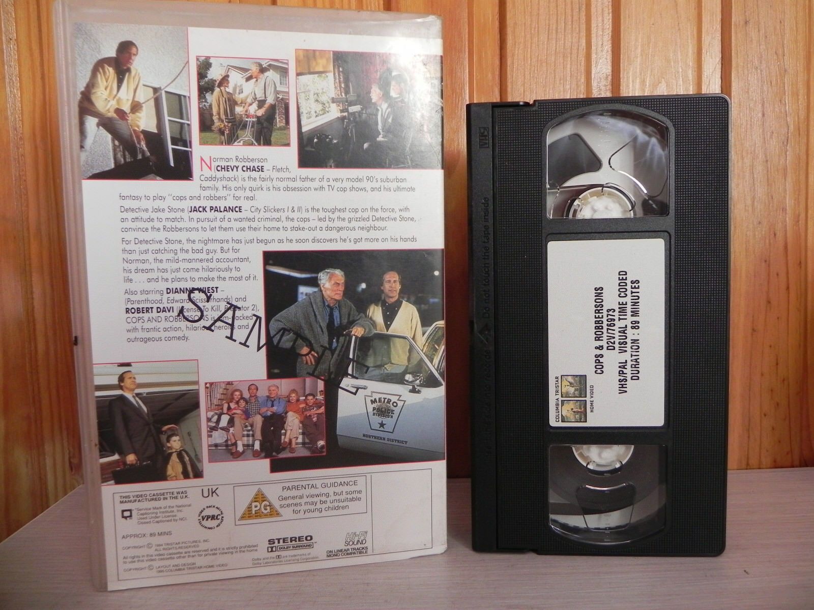 Cops And Robbersons - Sample Copy - LargeBox - Action Comedy - Chevy Chase - Pal VHS-