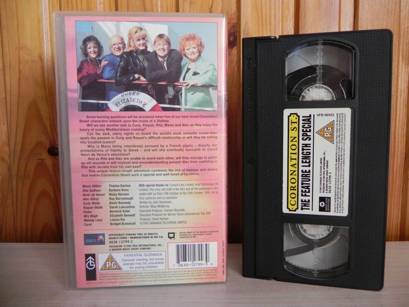 Coronation Street: The Feature Lenght Special [Includes Making Of] TV Series - Pal VHS-