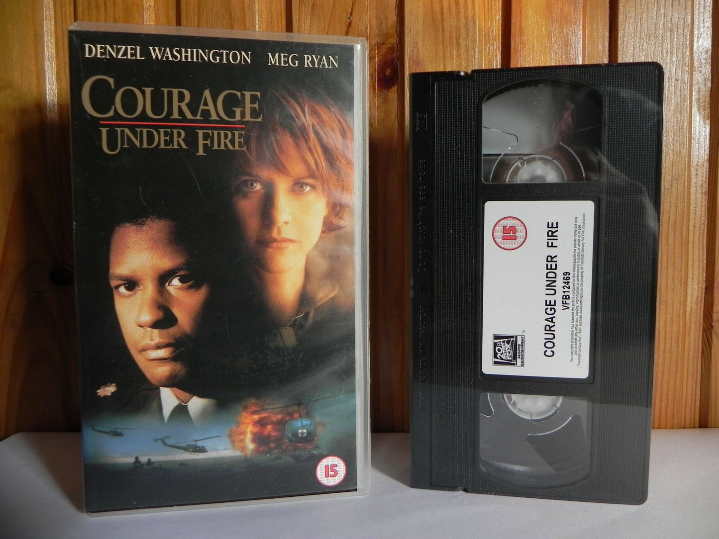 Courage Under Fire; [Brand New Sealed] War Drama - Denzel Washington - Pal VHS-