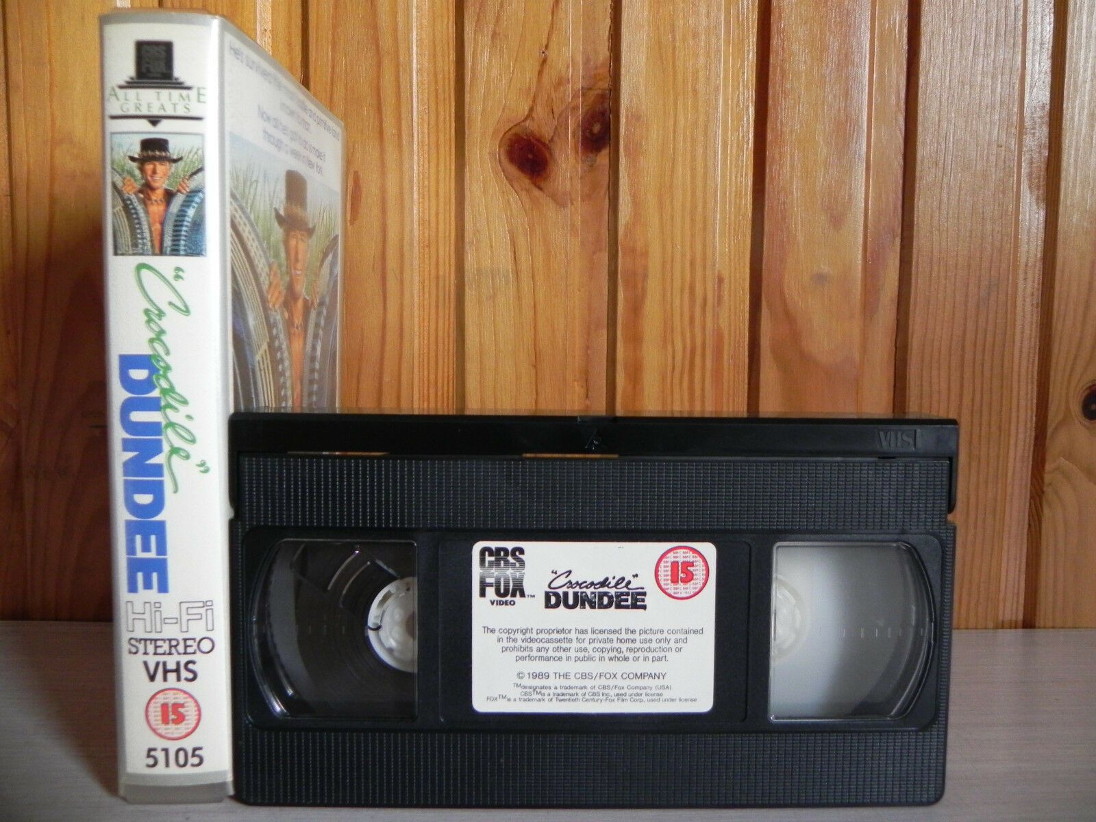 Crocodile Dundee - CBS/FOX - Adventure - Paul Hogan - Linda Kozlowski - VHS-