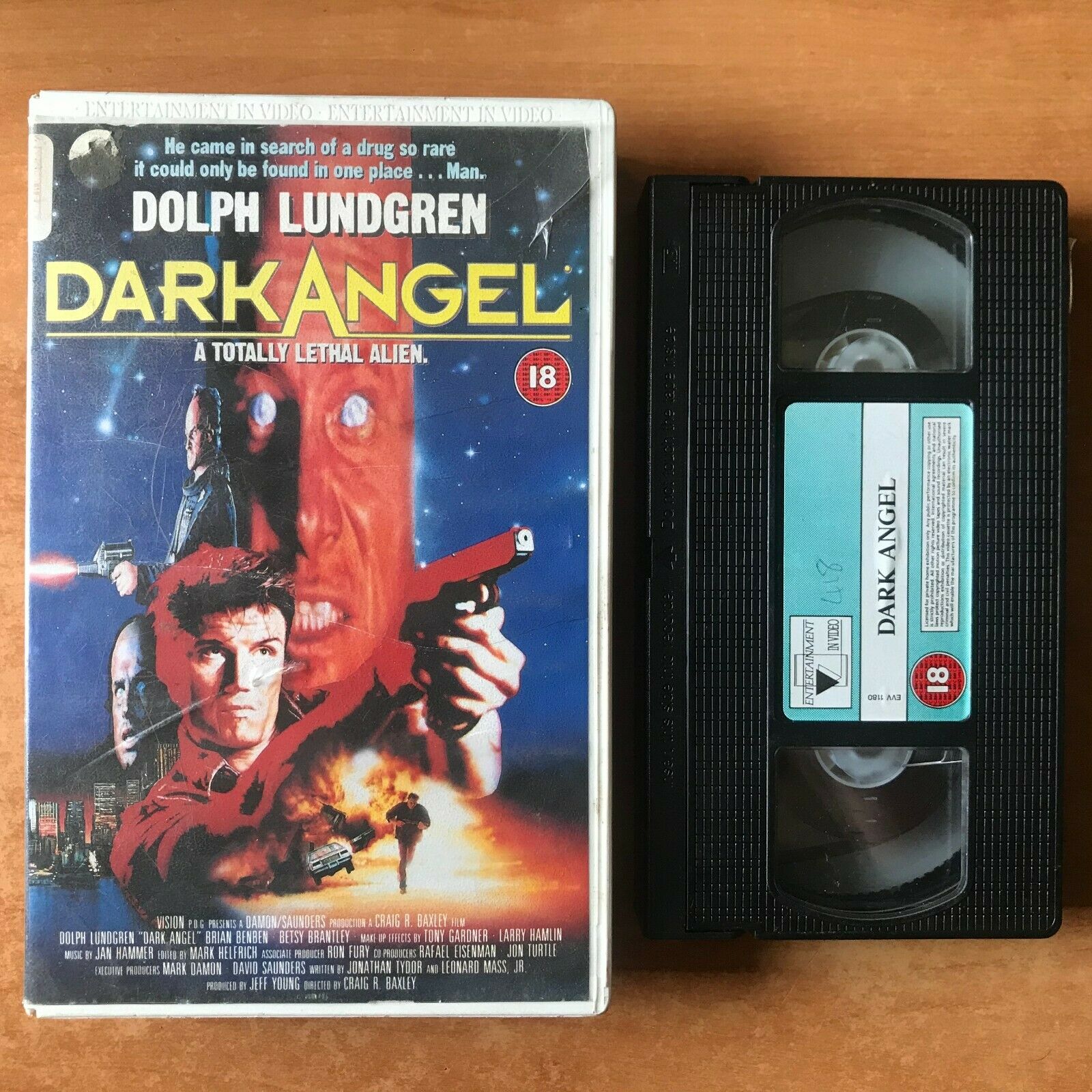 Dark Angel (1990): Action Sci-Fi; [Large Box] Rental - Dolph Lundgren - Pal VHS-