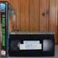 De Rechter... En De Linkerhand Van De Duivel - Rank Video - Pre-Cert - 265 - VHS-