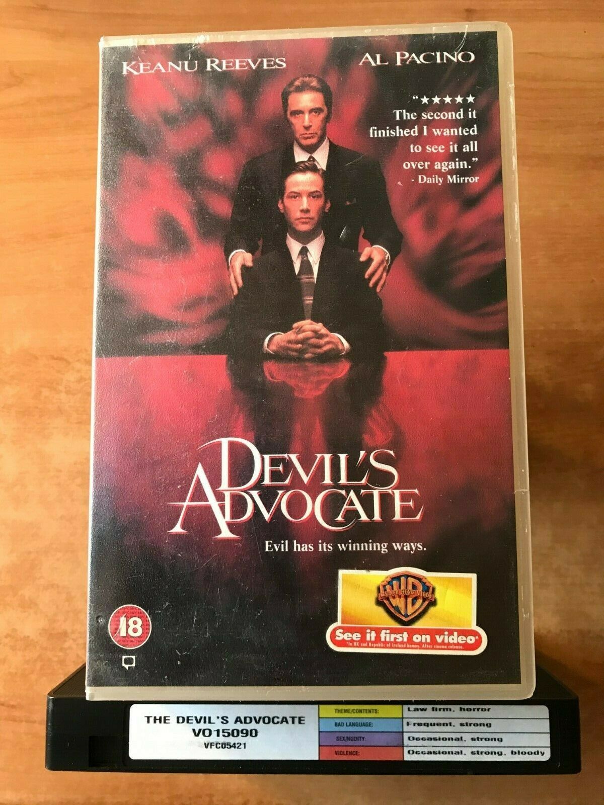 Devil's Advocate: Thriller [Large Box] Rental - Keanu Reeves / Al Pacino - VHS-