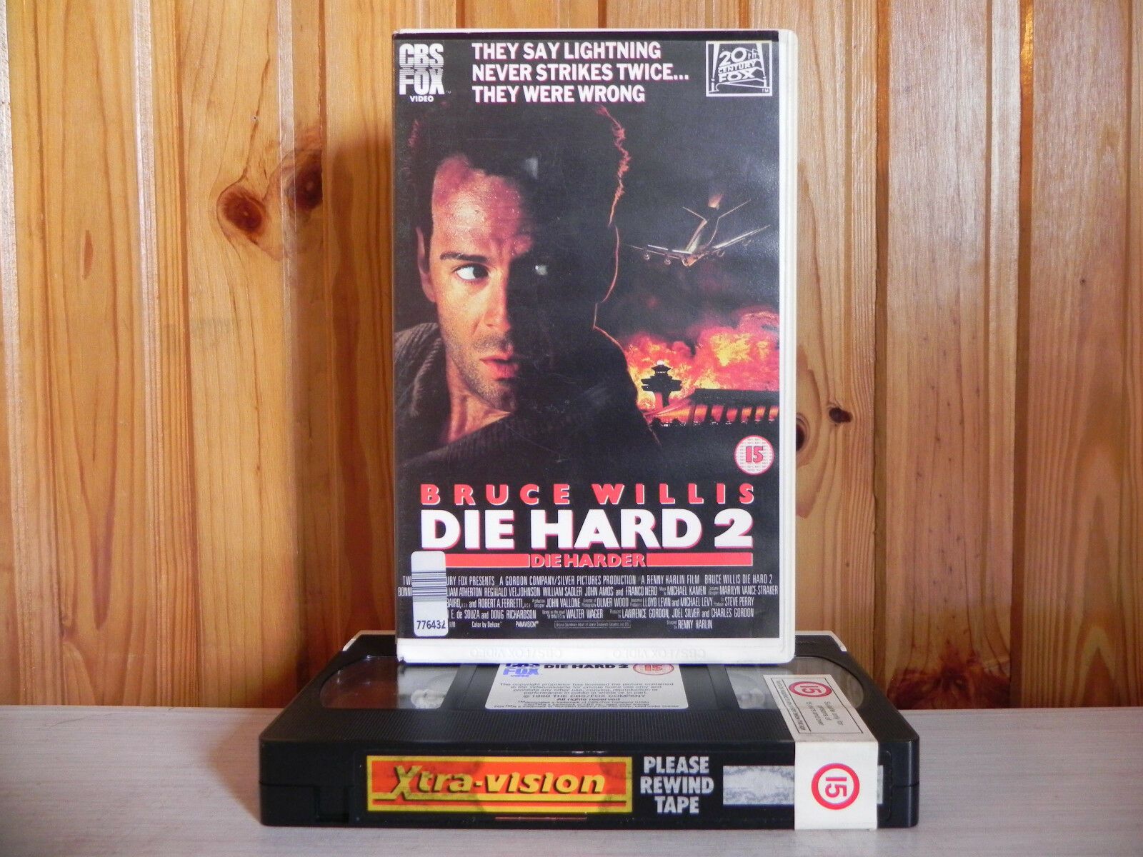 Die Hard 2: Large Box - Ex-Rental - CBS/FOX - Xmas Action - Bruce Willis - VHS-