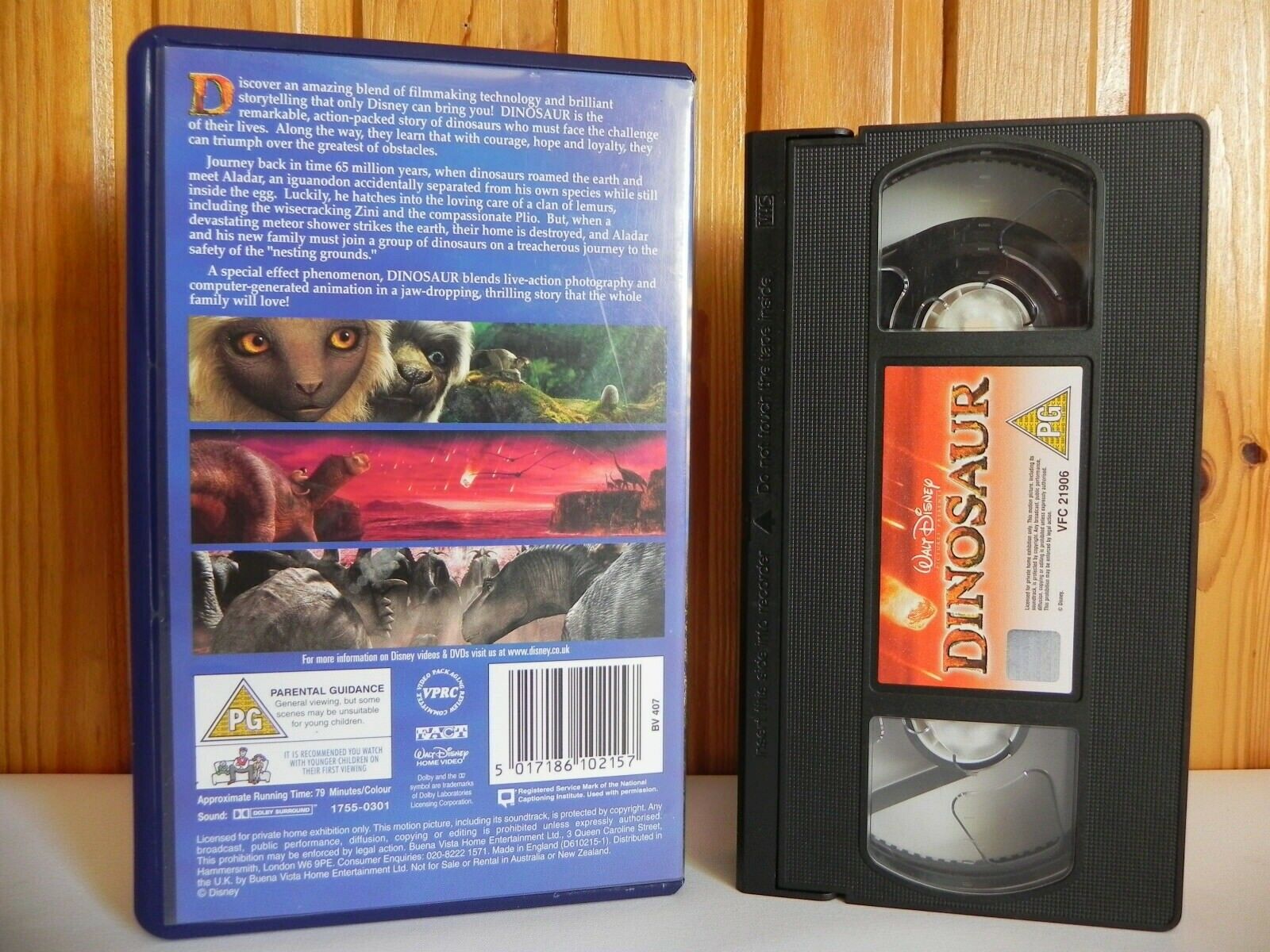 Dinosaur - Walt Disney Pictures - Journey Back In Time - Children's - Pal VHS-