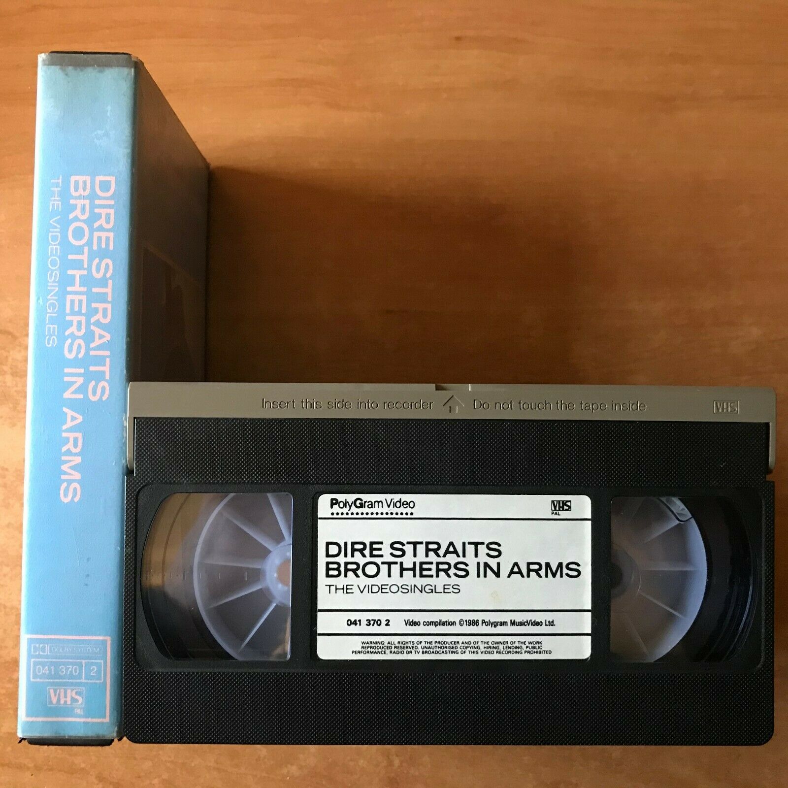 Dire Straits: Brothers In Arms (1986) [Videosingles] Mark Knopfler - Music - VHS-