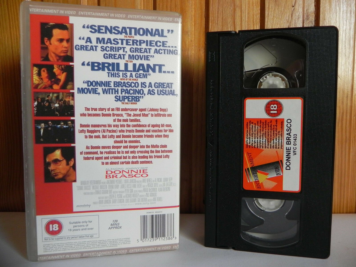 Donnie Brasco (1997): Biographical Drama - Al Pacino / Johny Deep - Pal VHS-