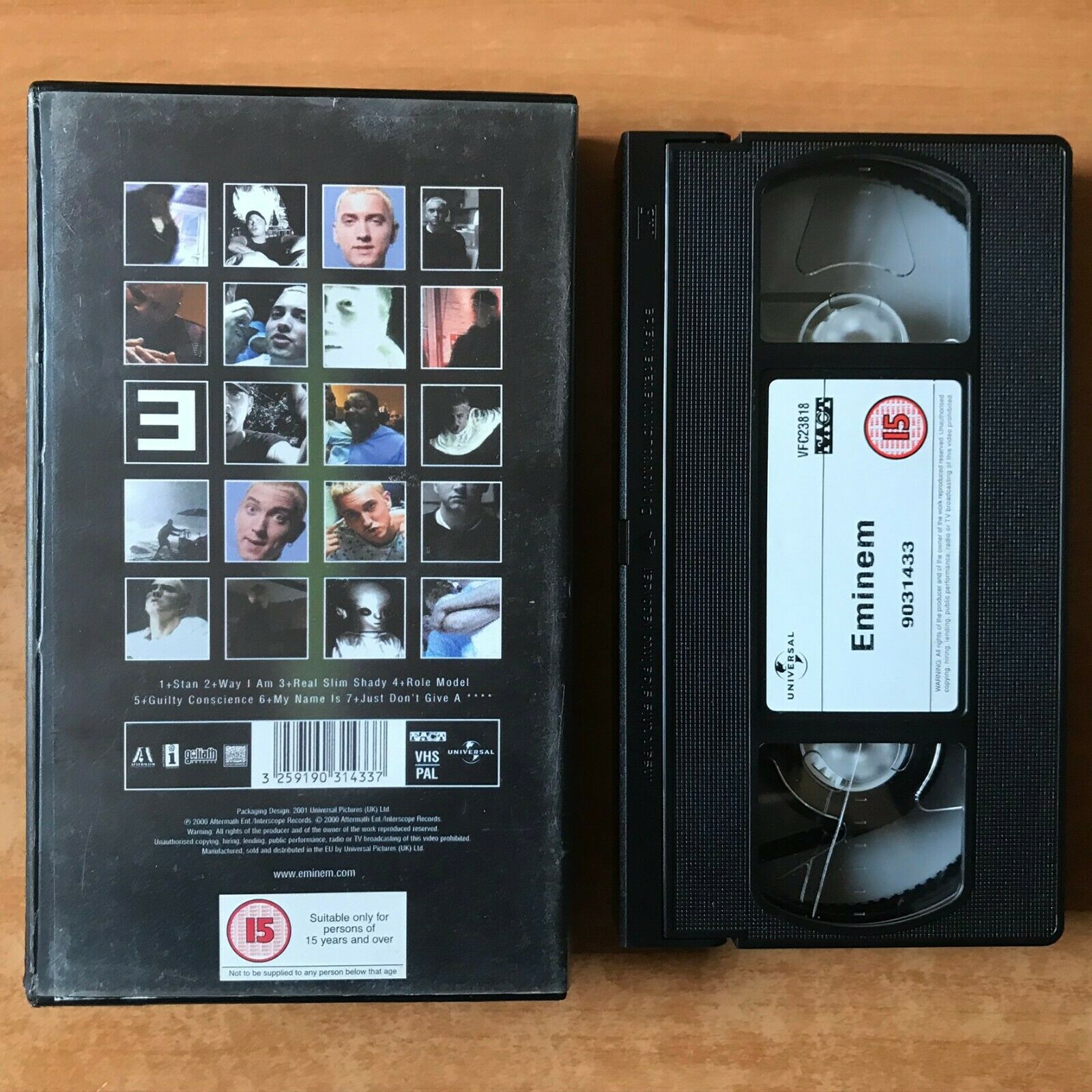 Eminem: "E" (2001); [Music Videos]: Real Slim Shady - Hip-Hop - Music - Pal VHS-