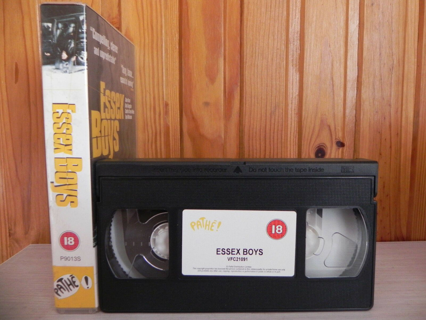 Essex Boys - Sean Bean - Alex Kingston - Charlie Creed-Miles - Action - Pal VHS-