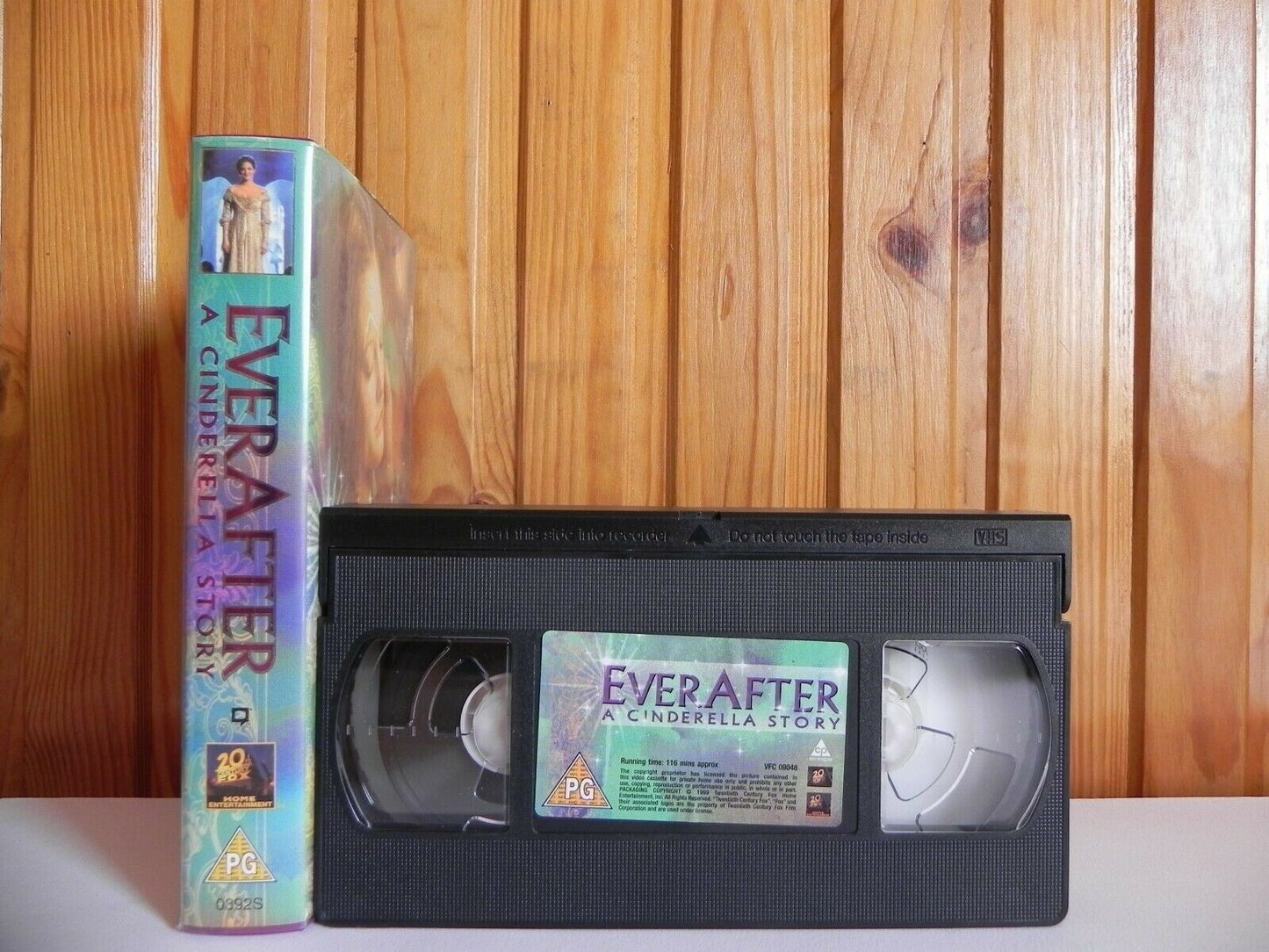 Ever After: A Cinderella Story - 20th Century - Drew Barrymore - Kids - Pal VHS-