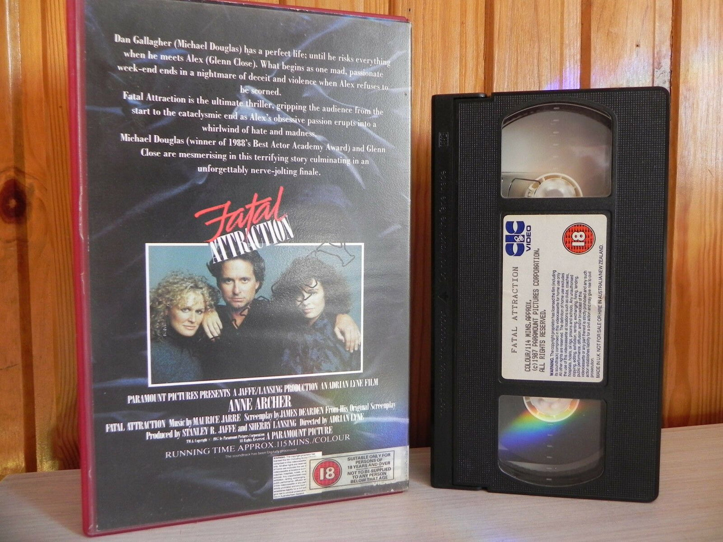 Fatal Attraction (1987): Erotic Thriller - Big Box [Rental] Michael Dougs - VHS-