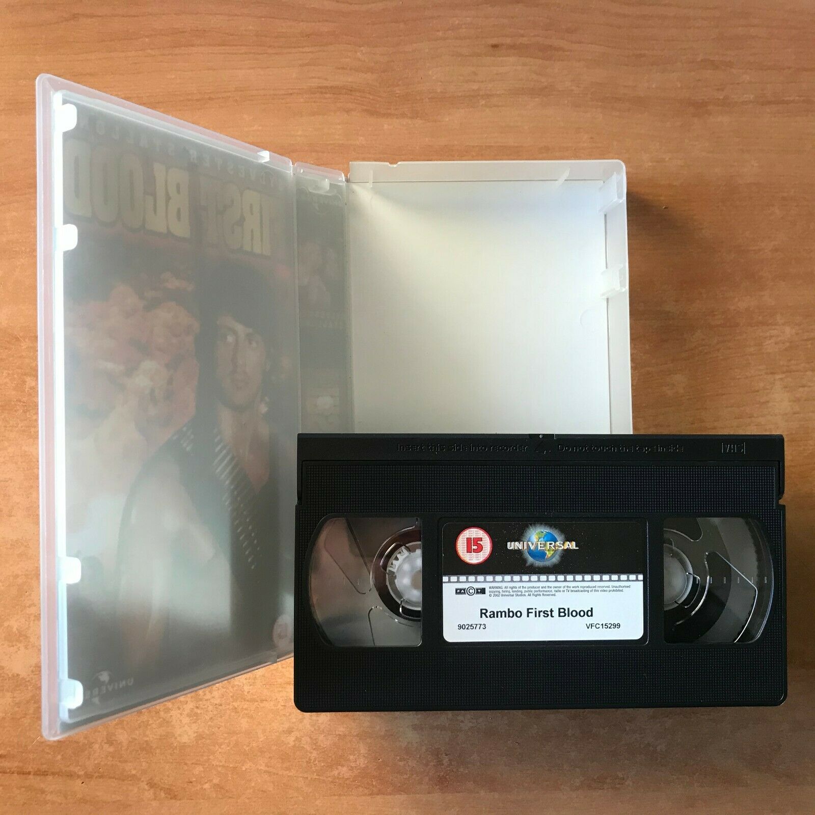 First Blood (1982); [Rambo] - Action / Adventure - Sylvester Stallone - Pal VHS-