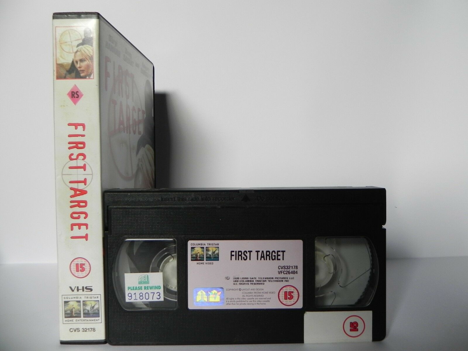 First Target - Large Box - Columbia - Thriller - Ex-Rental - Daryl Hannah - VHS-