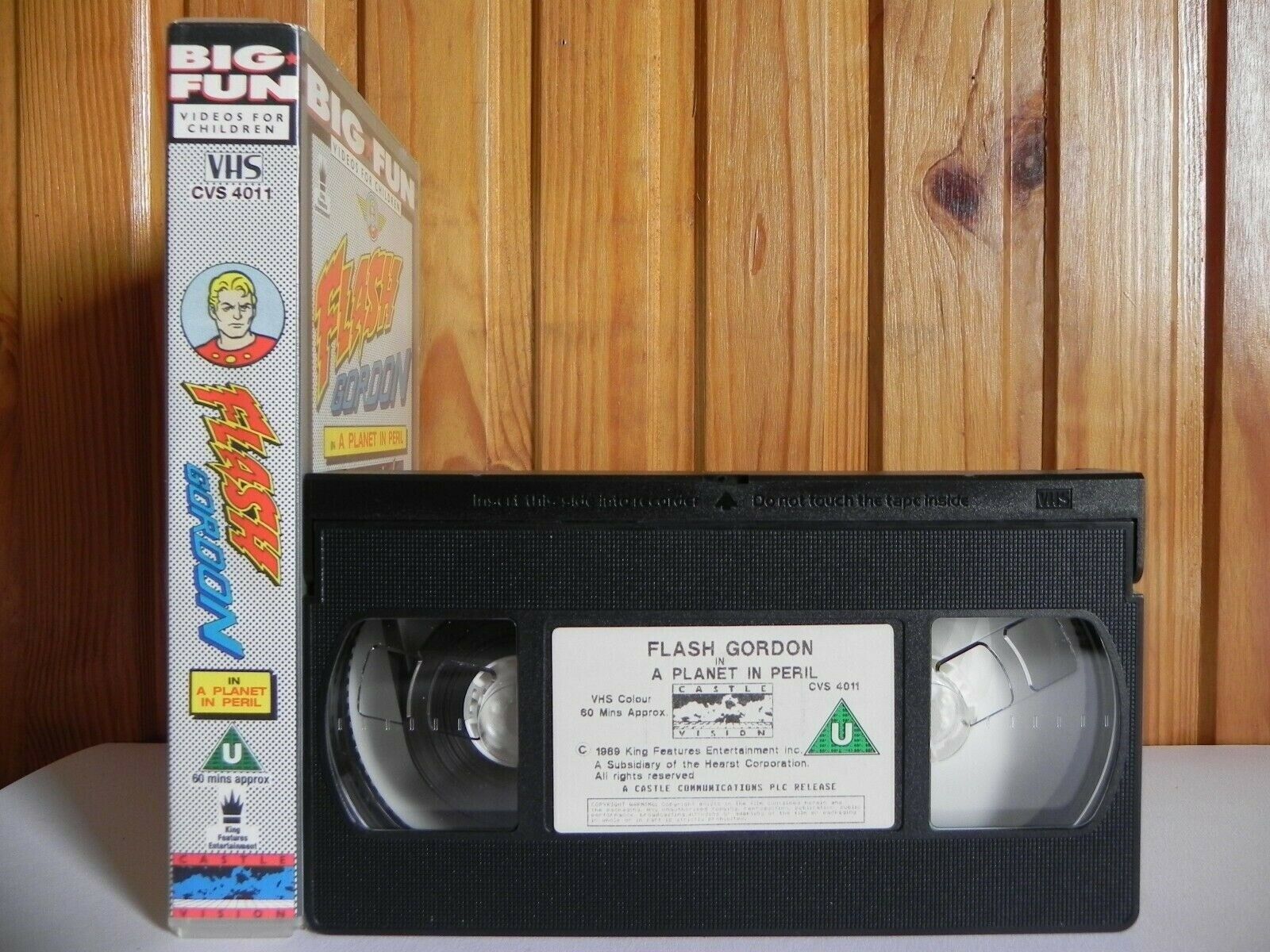 Flash Gordon: A Planet In Peril - 80's Retro - Action Animation - Kid's Pal VHS-