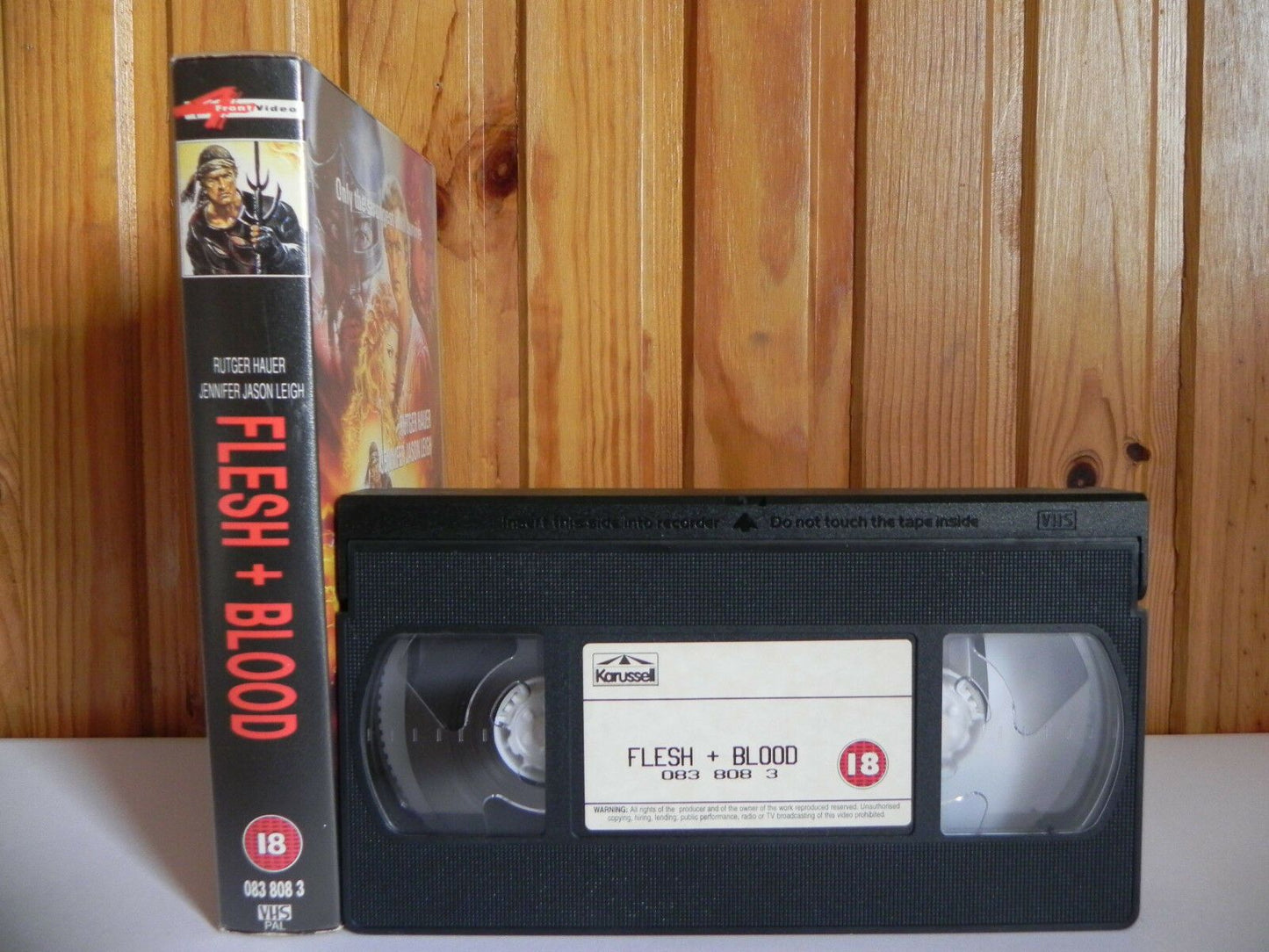 Flesh & Blood - 4 Front - Adventure - Rutger Hauer - Jennifer Jason Leigh - VHS-