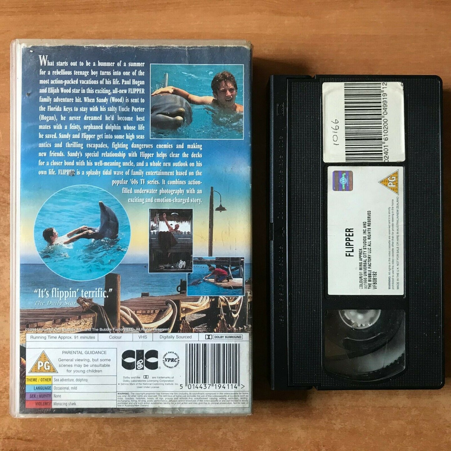 Flipper (1996): Florida Adventure [Large Box] Rental - Elijah Wood - Pal VHS-