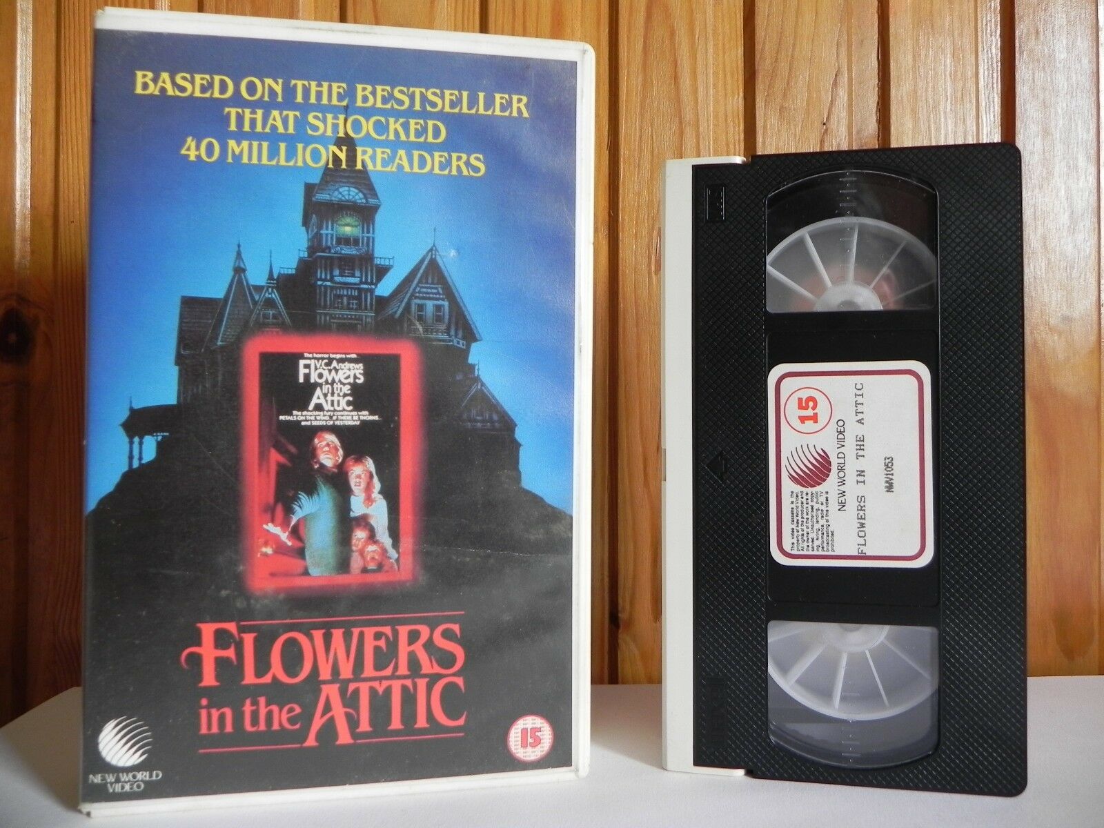 Flowers In The Attic - New World - Drama - Victoria Tennant - Large Box - VHS-