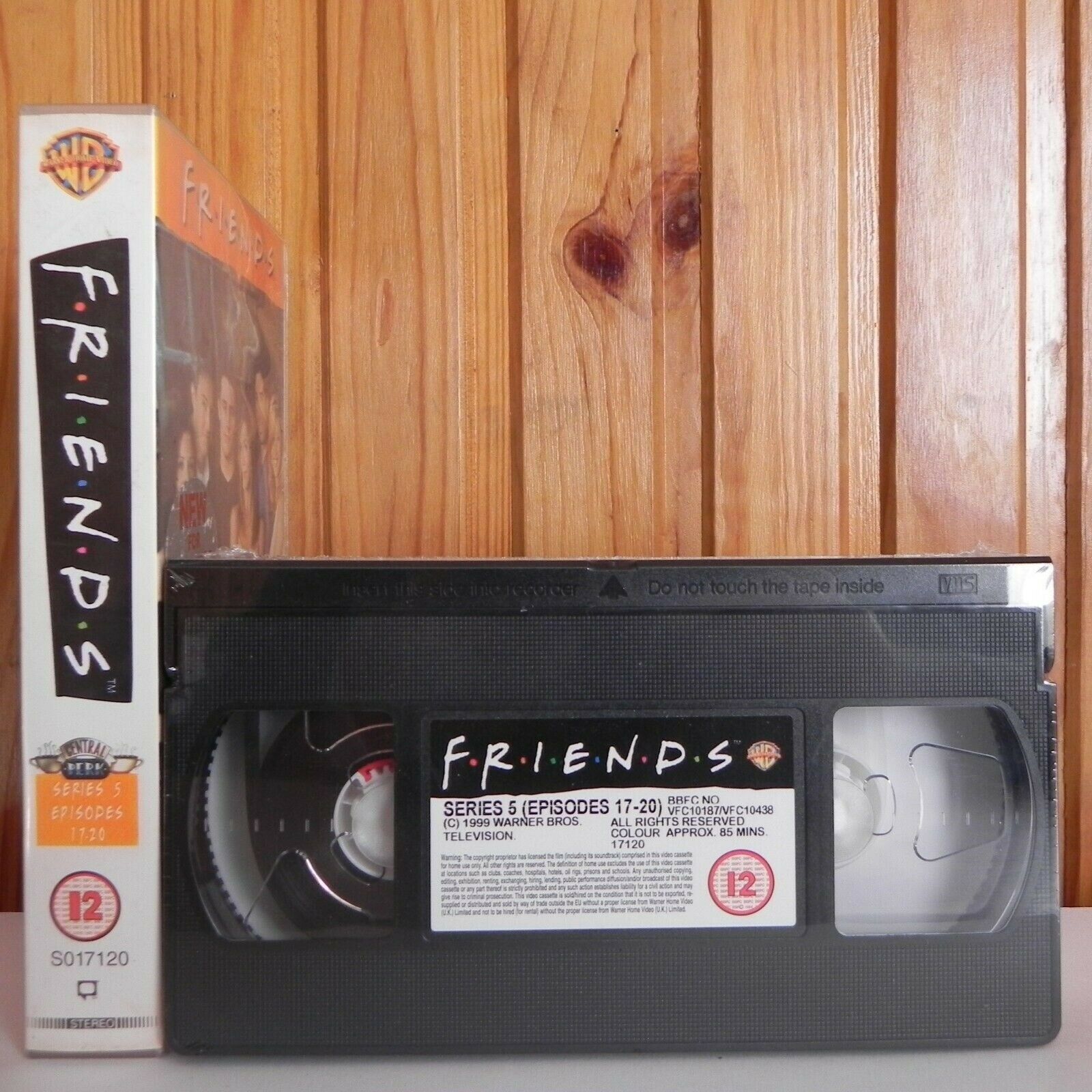 Friends - Warner - Brand New Sealed - TV Show - Series 5 - Episodes 17-20 - VHS-