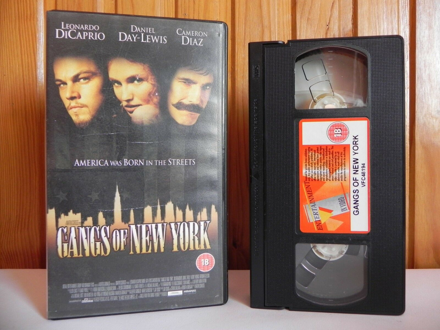 Gangs Of New York (2002); Drama - Leonardo DiCaprio - Pal VHS-